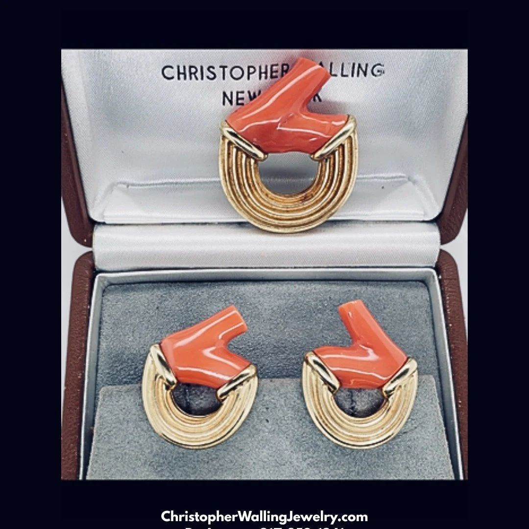 A rare, 3-jewel Suite of my "LOGIC" designs: Coral and 18 K Yellow Gold!

By app't only - Park Avenue between 57th Street and 56th Street!! 917-353-1941.

#coral #jewelry #jewellery #parkavenue #nyc #aspen #palmbeach #hamptons #worthavenue 