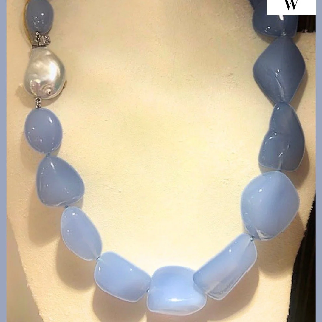 Superb Long Chalcedony Strand with A large Baroque Pearl Clasp &amp; a two-Diamond Plunger!
Chalcedony: 1,454 cts.
Diamonds: approx. 0.79 cts.

By appointment: Park Avenue between 57th &amp; 56th. 917-353-1941

#jewel #jewelry #jewellery #NYC #Aspen 