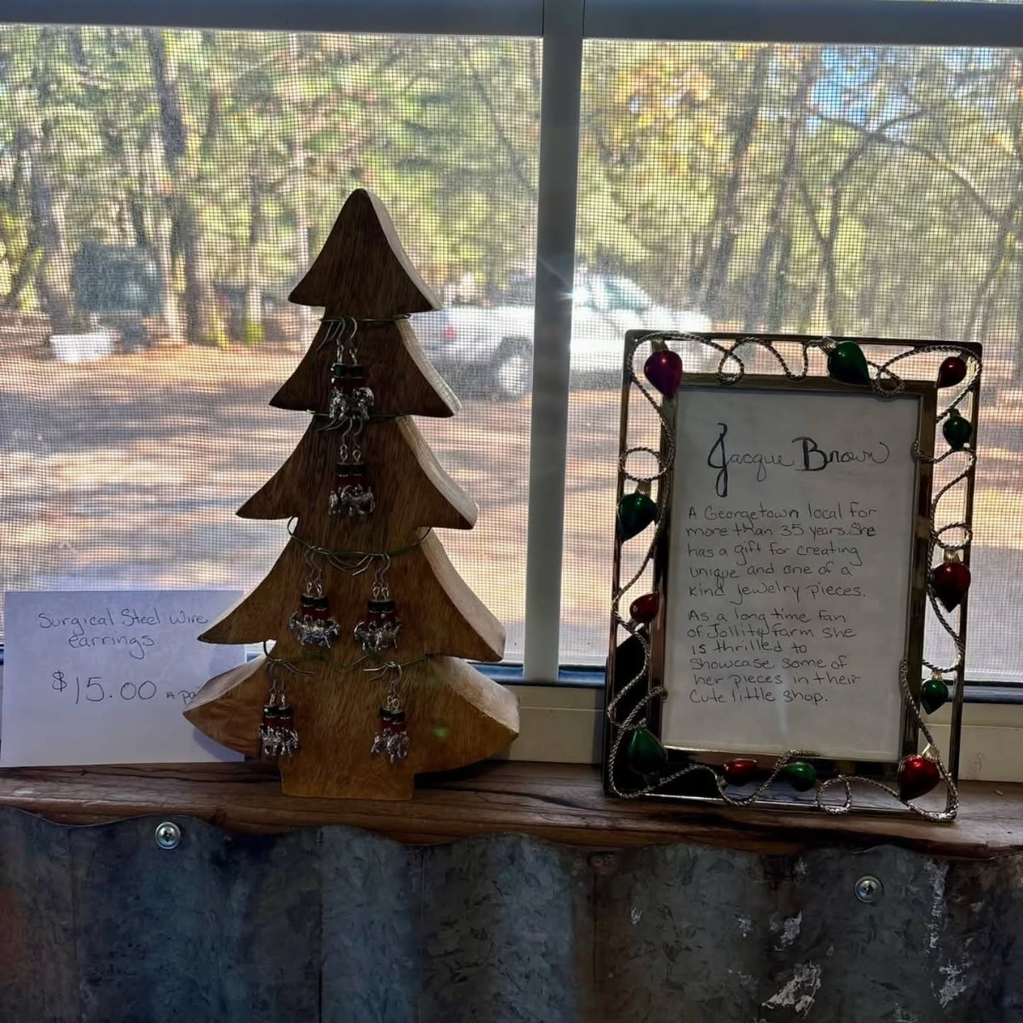 Goat lovers, you know the struggle&hellip; 🐐💛
Cows, pigs, sheep, horses&mdash;everywhere you look. But finding a great goat-themed gift? Nearly impossible.

That&rsquo;s why we&rsquo;re so excited to carry handmade goat earrings in our farm store, 