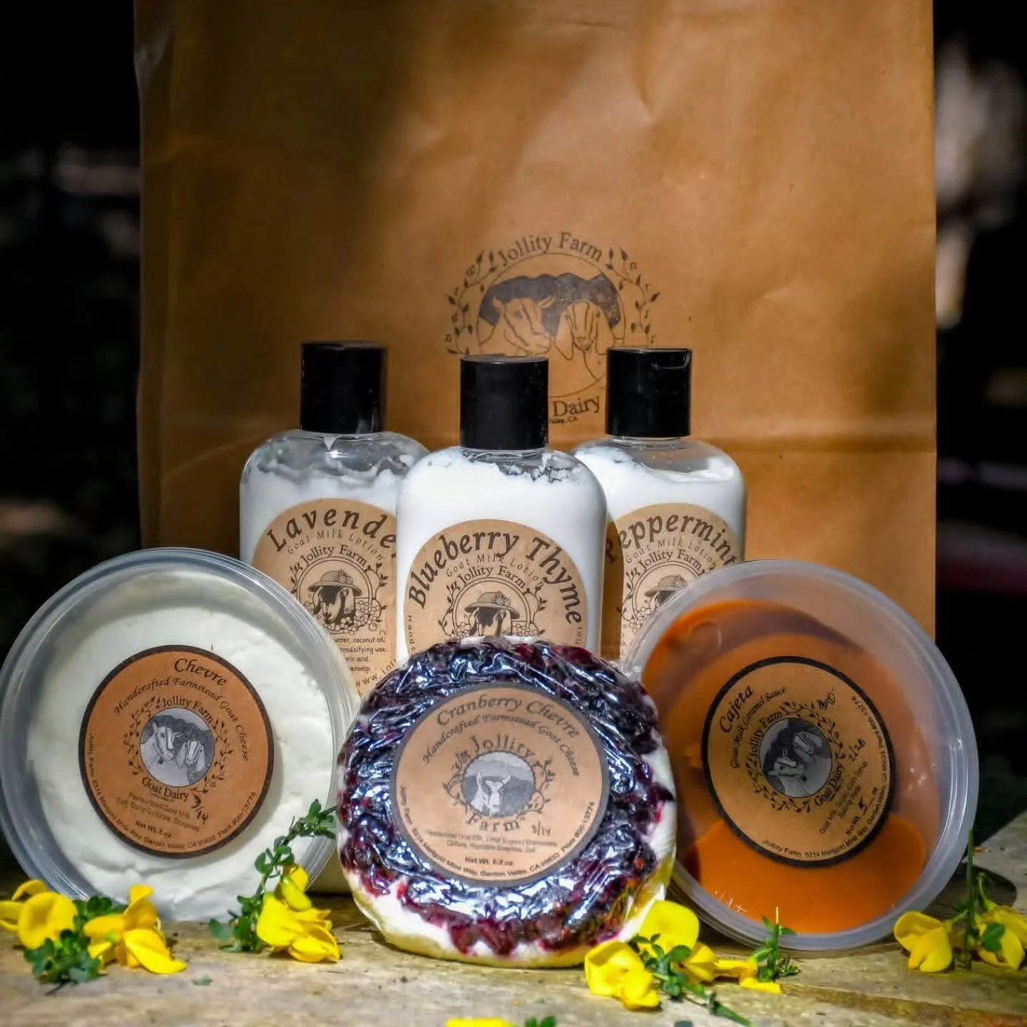 Longer daylight hours means more farm time! ☀️🐐

We&rsquo;re now open until 6pm so you can swing by after work, visit the baby goats, and shop the farm store.

Who&rsquo;s coming for some evening goat therapy?