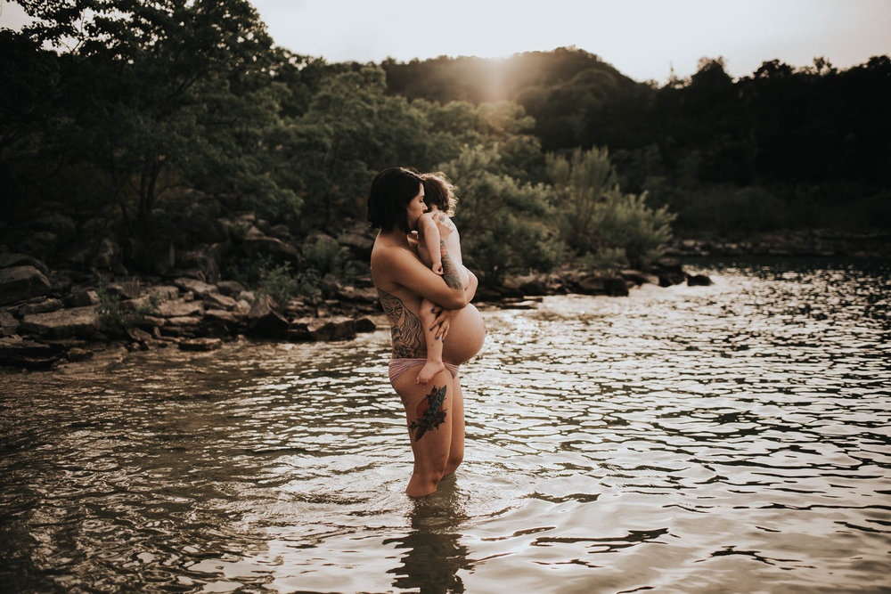  Canyon Lake Intimate Motherhood Maternity Session 