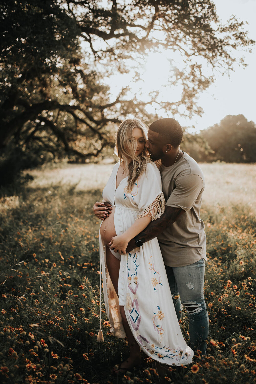  Beautiful Maternity Session by Austin Family Photographer. 