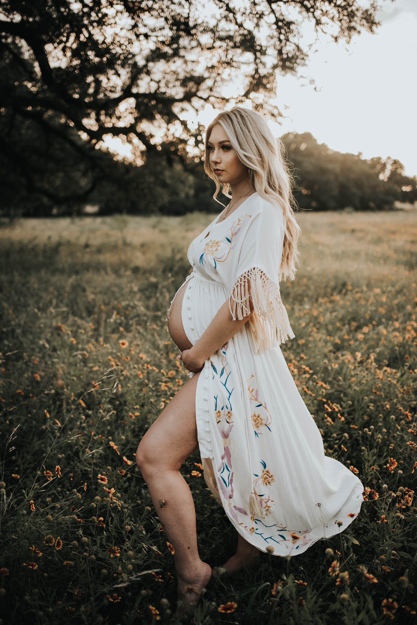  Beautiful Maternity Session by Austin Family Photographer. 