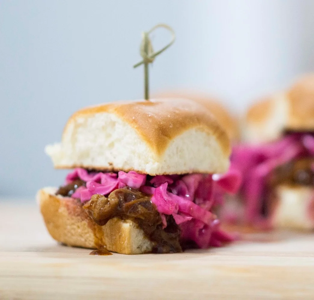 pulled-pork-sliders-with-pickled-red-cabbage_0448.jpg