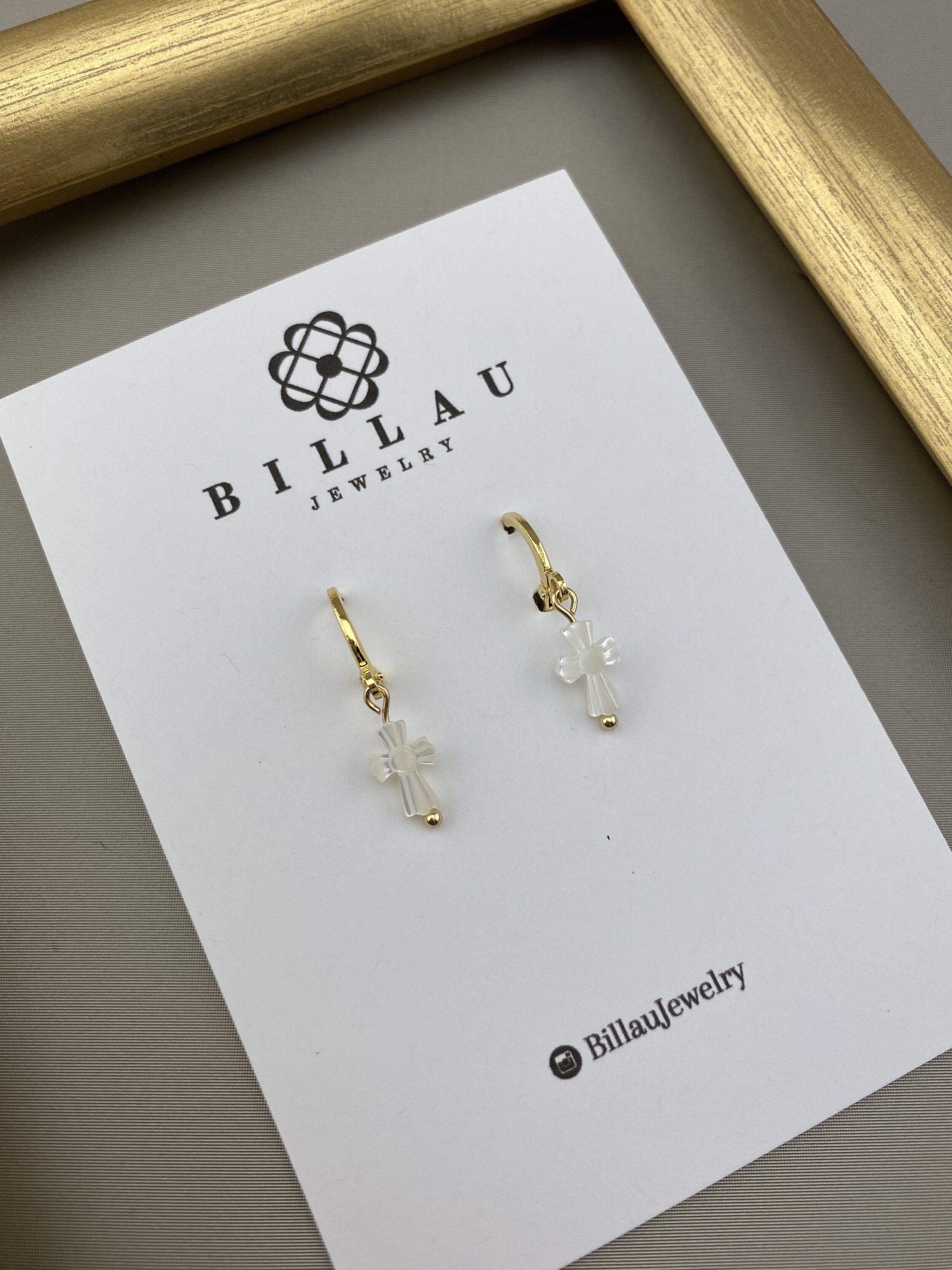 E43B255E-CAAB-4D60-BFE3-5B8DAC6531D7