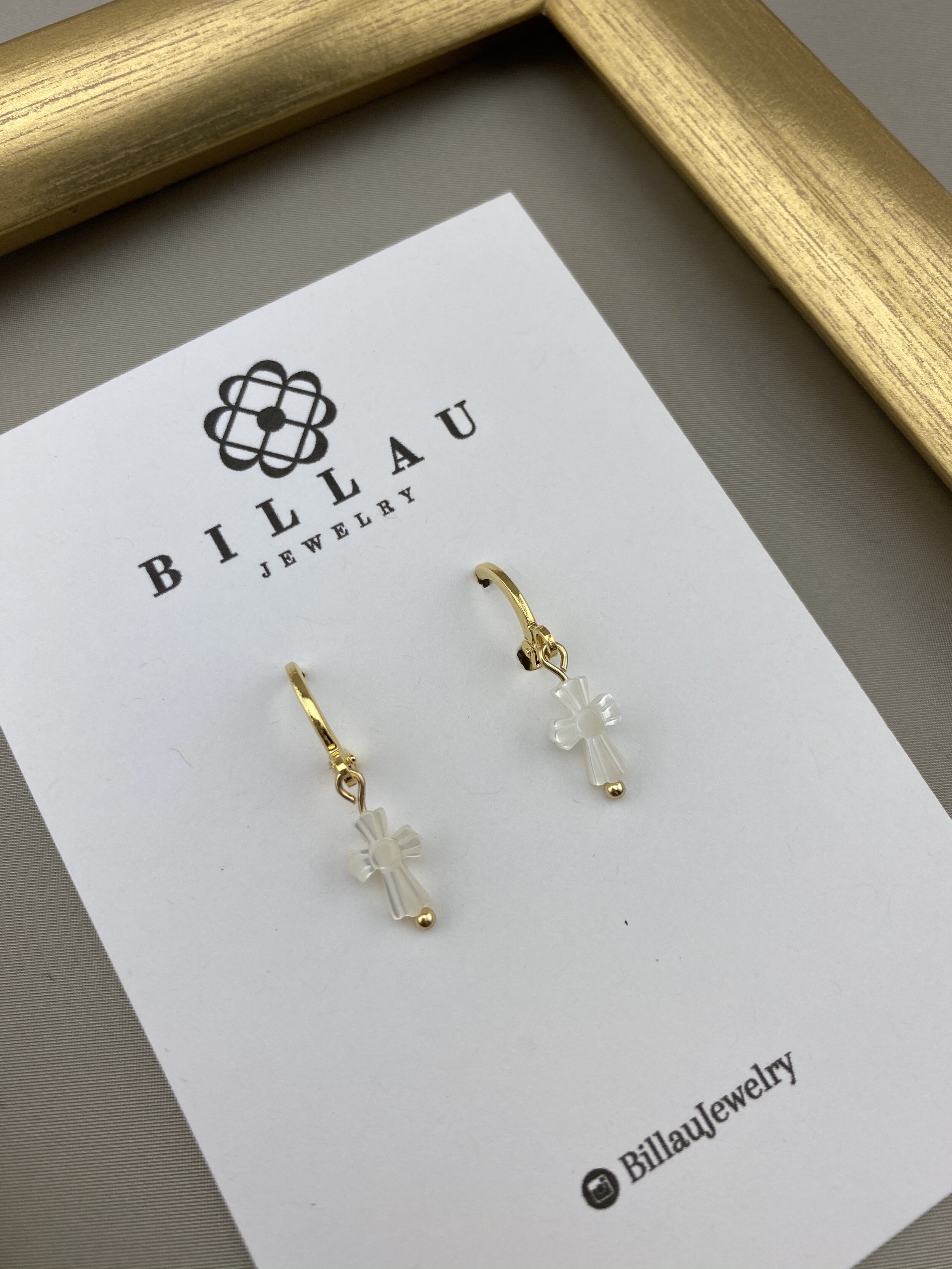 81C01B52-B0A7-4B5E-83F8-7A8BD379C4CF