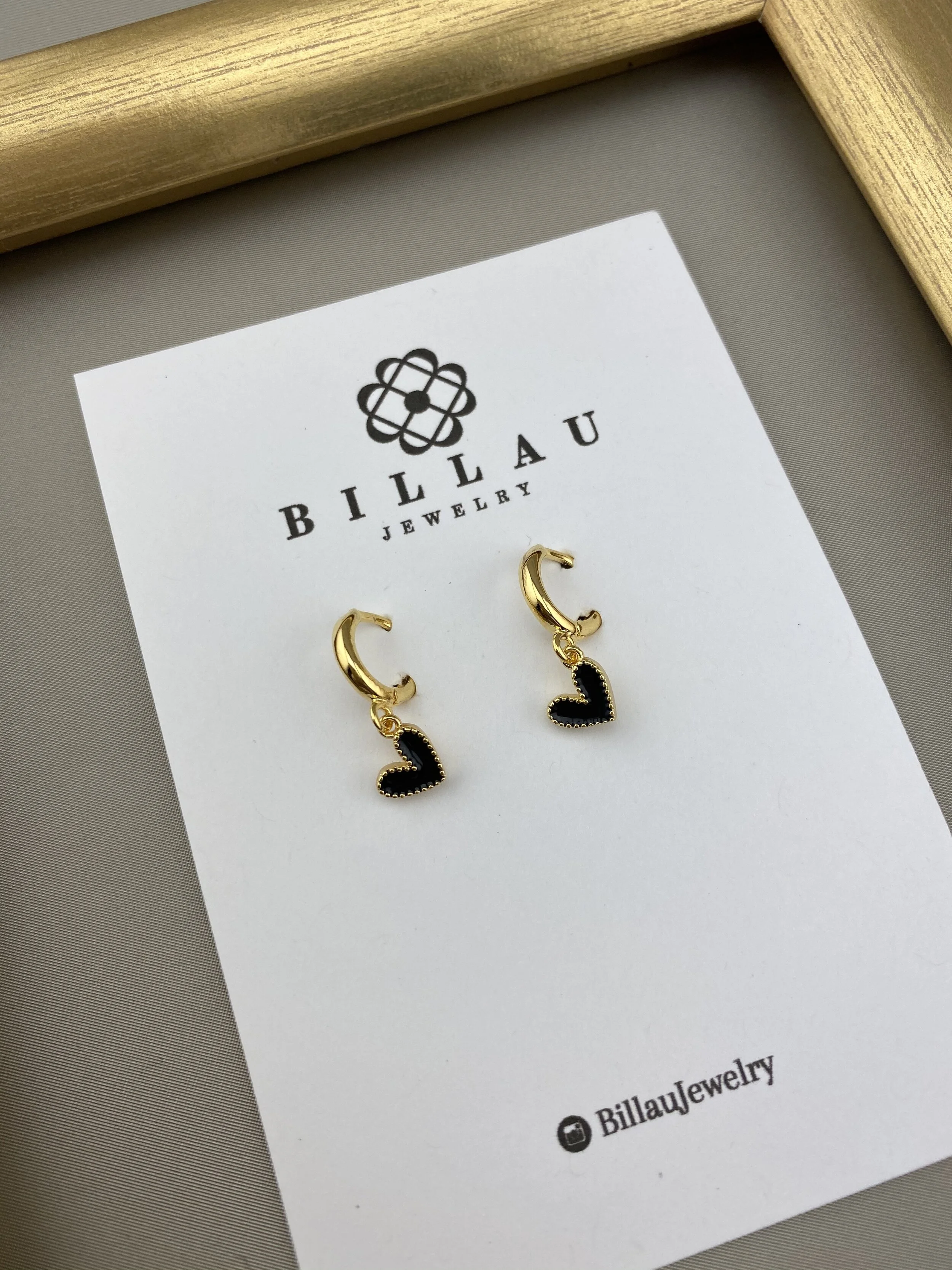 21A9D481-894C-4ADD-B039-57953983E4CF