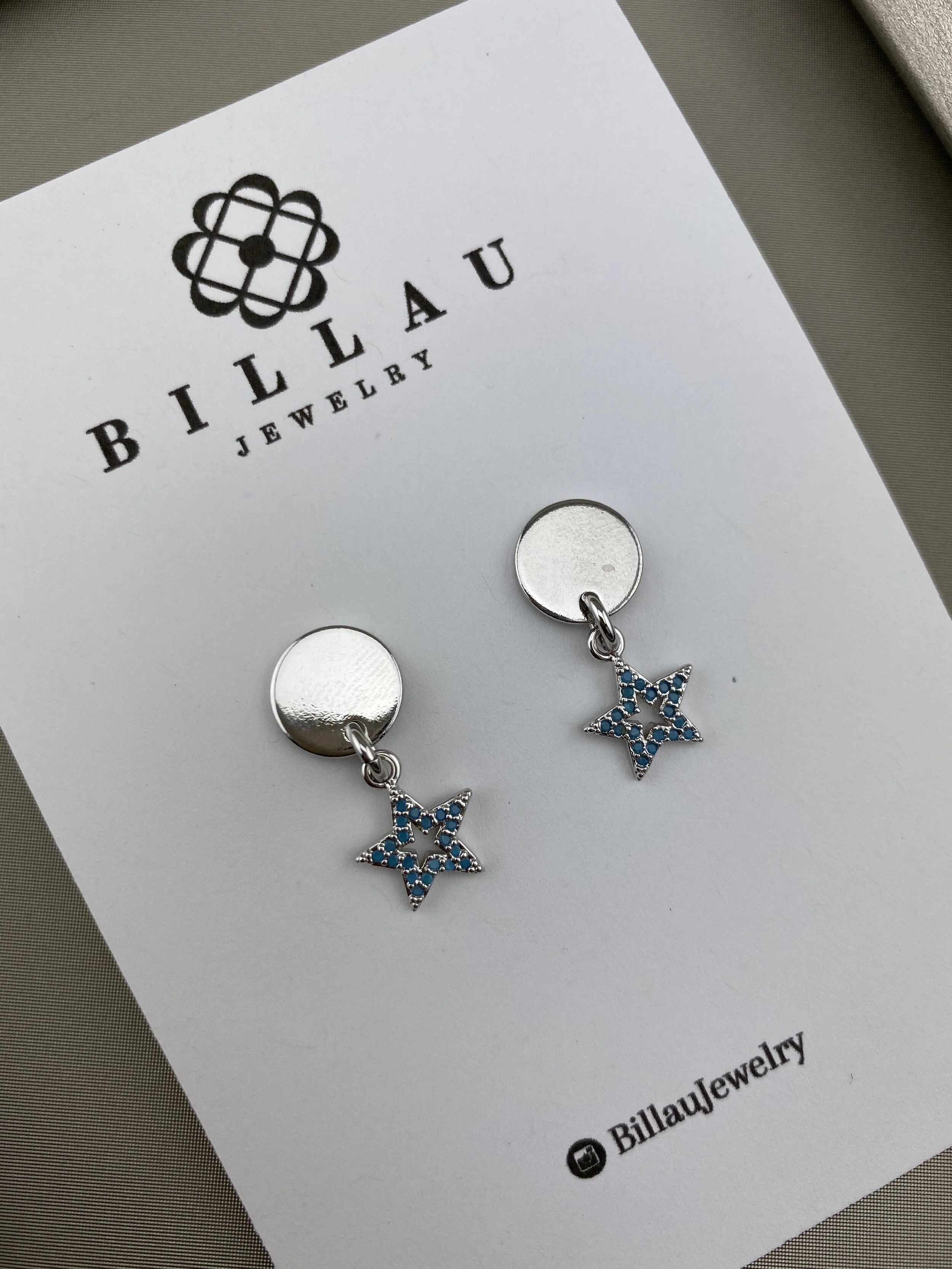 B5F33A55-EB50-4511-A4C0-8E897D42D615