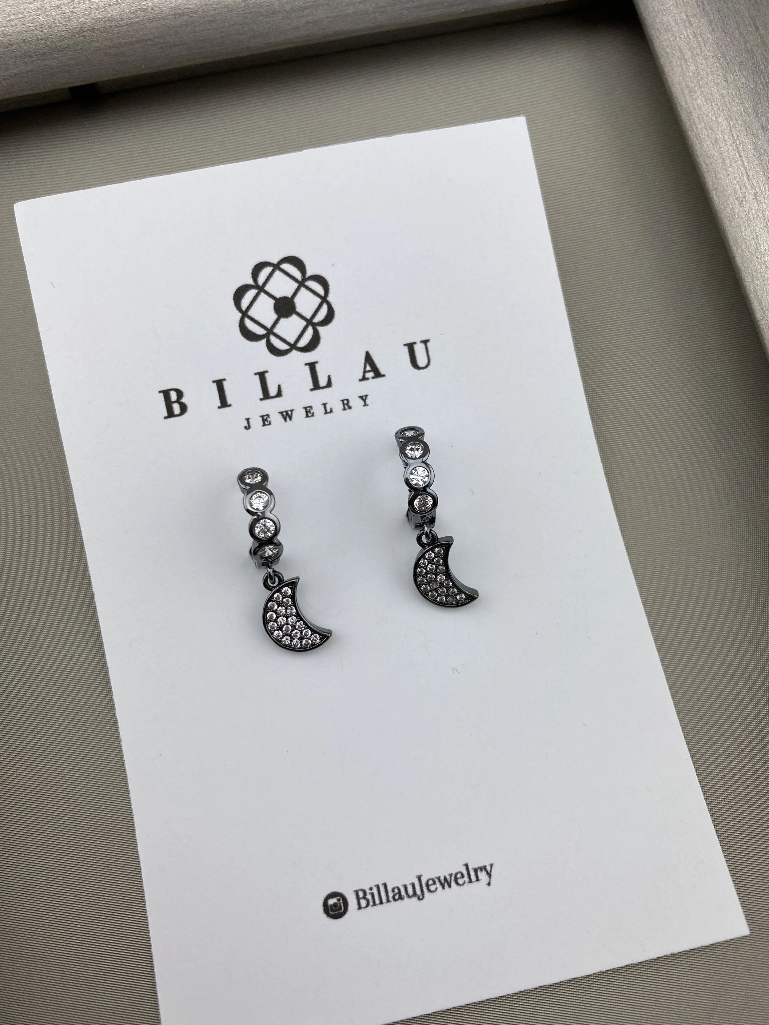 4DD3A13E-F6B6-4742-964C-2B155D76B19B