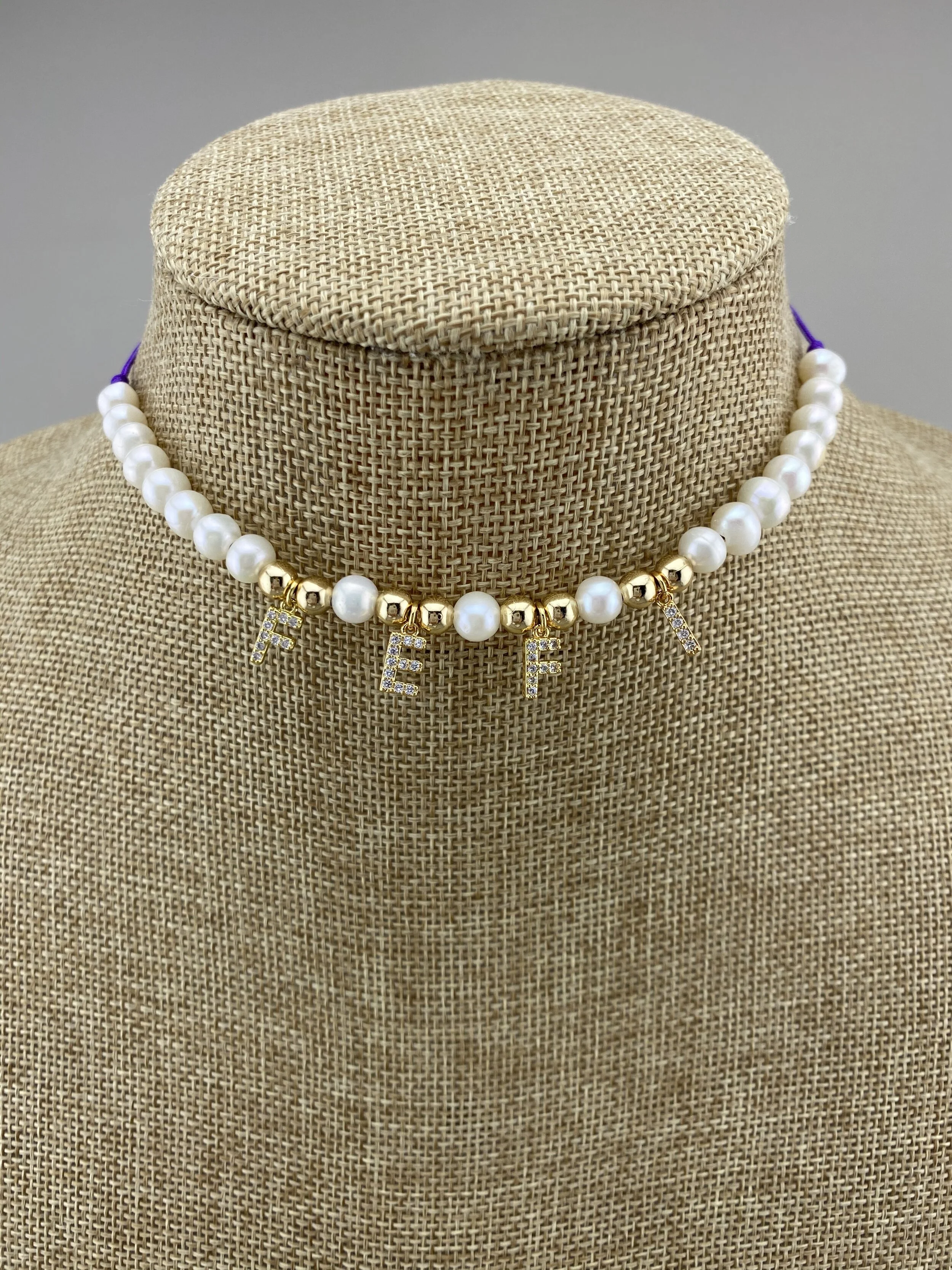 952FB633-D7AB-4F18-A45D-0A27355C7744