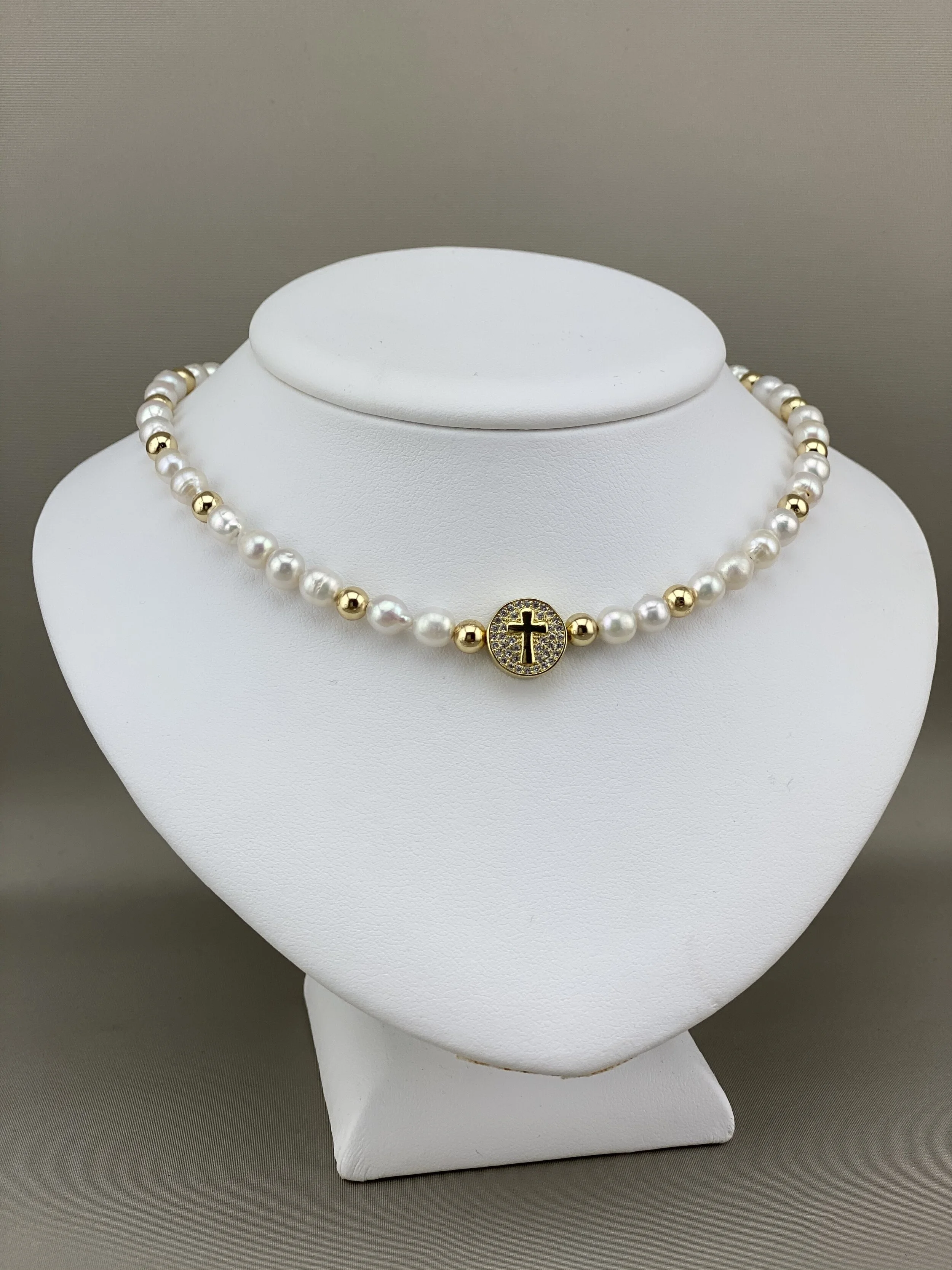 85DB5B89-6802-4E72-9B17-C40FFCB43930