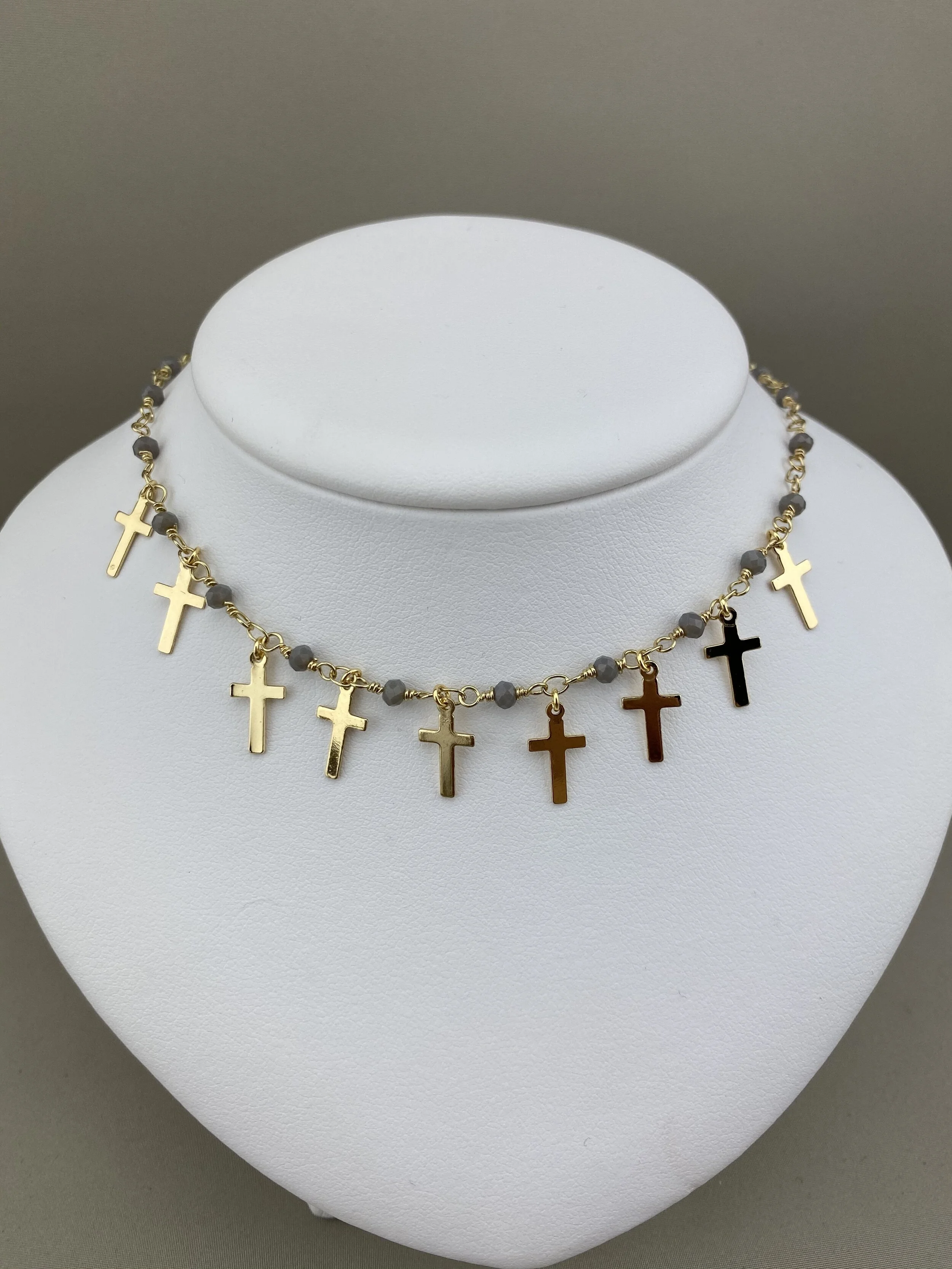 E723F706-E2BE-4E78-BCF2-89F7EBBD56EE