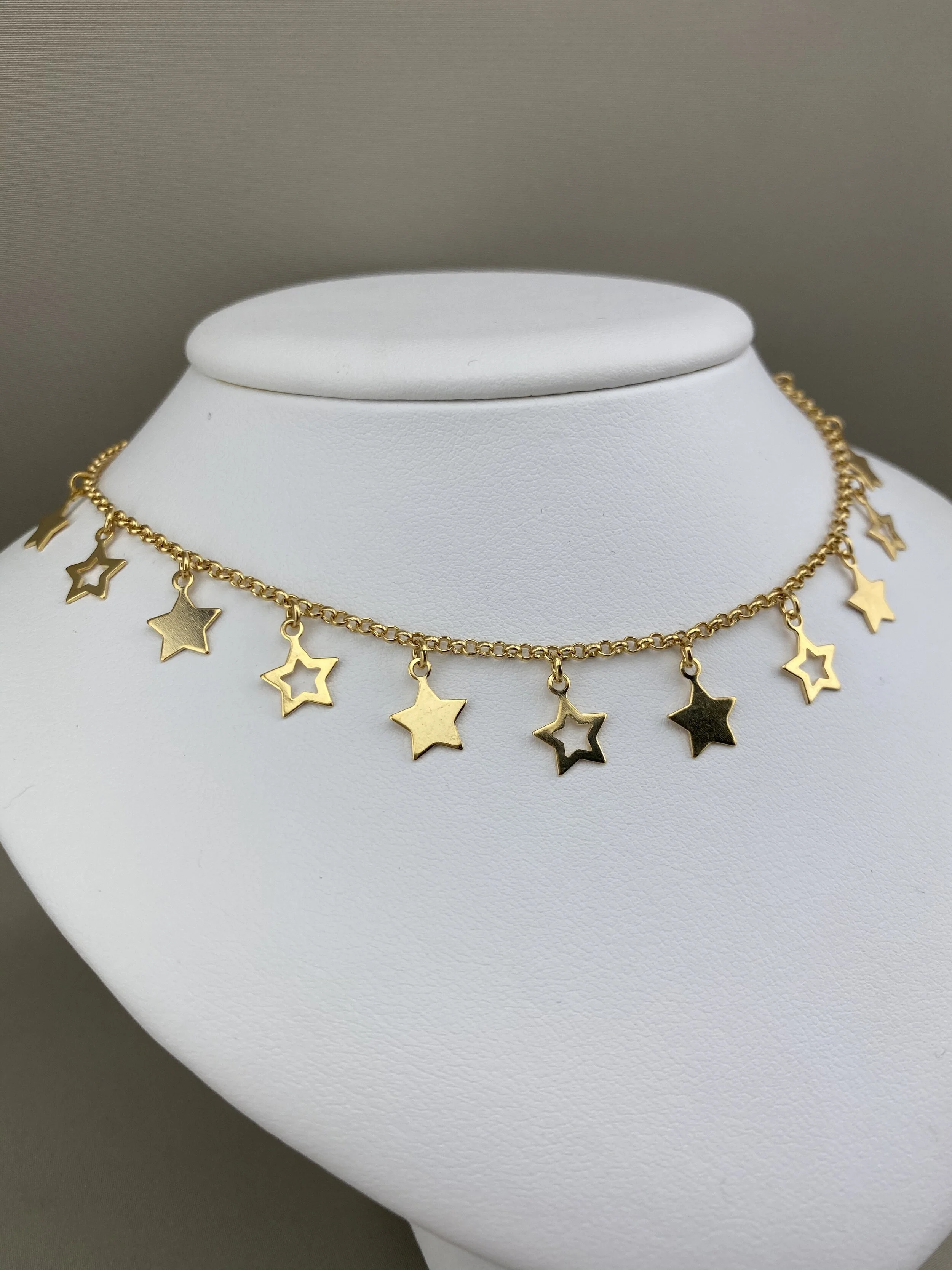 E8A1B843-A816-4D04-8751-262CA86F333A