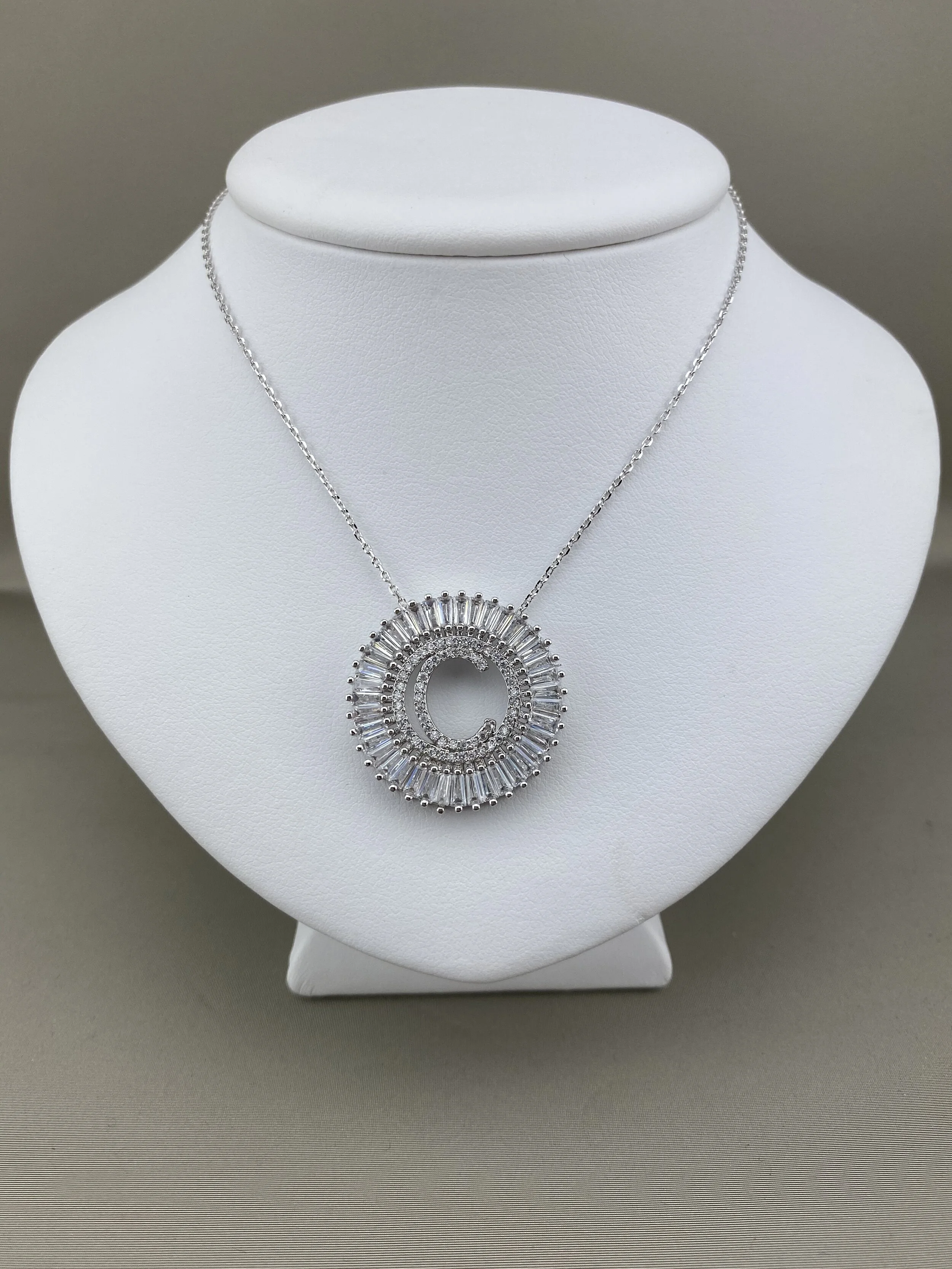 AEB6B3E0-82A1-4A3A-A29C-58A28D8C8C40