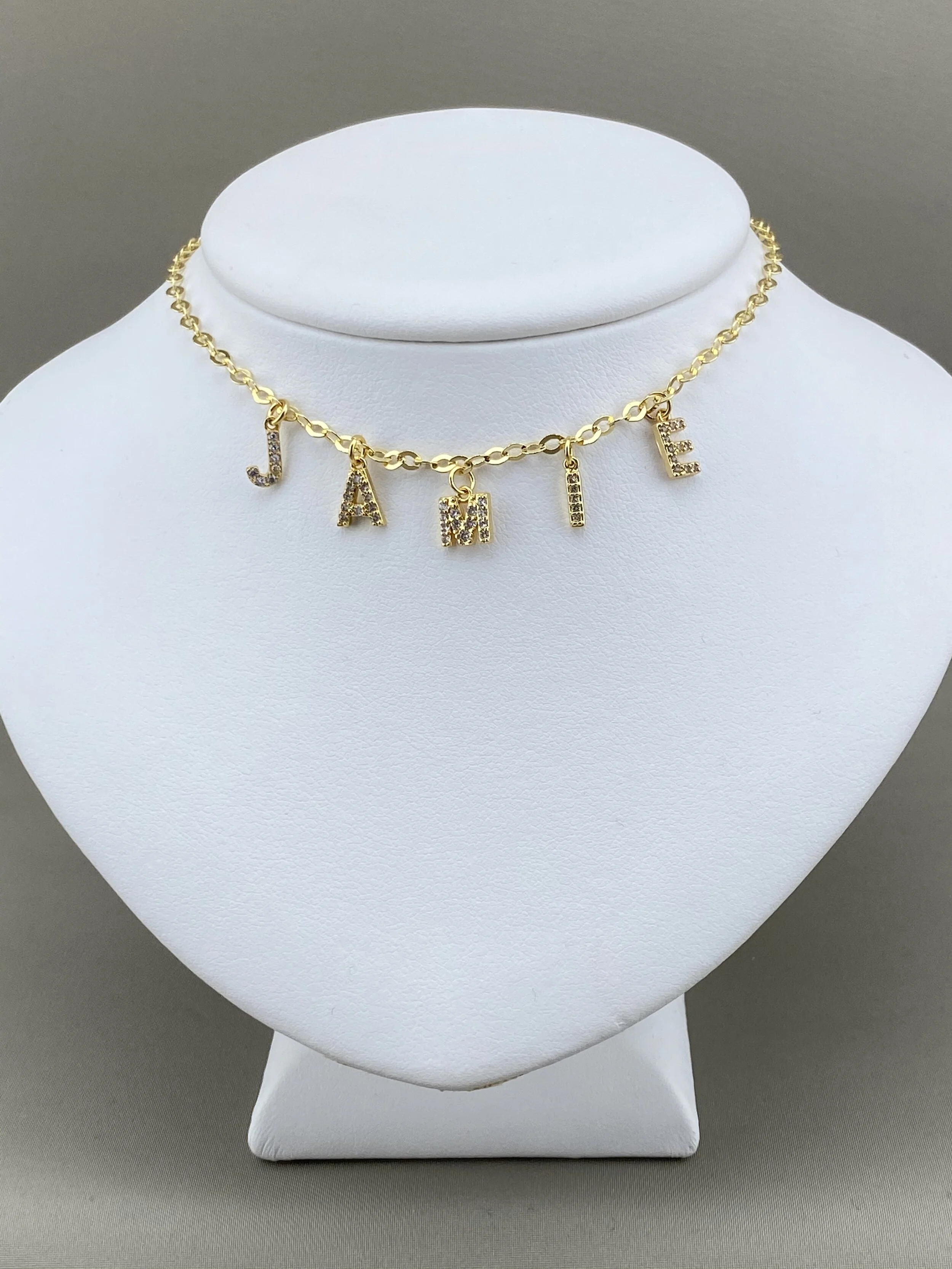 4254A6F7-CF4E-4699-BC7C-D6AD06172733