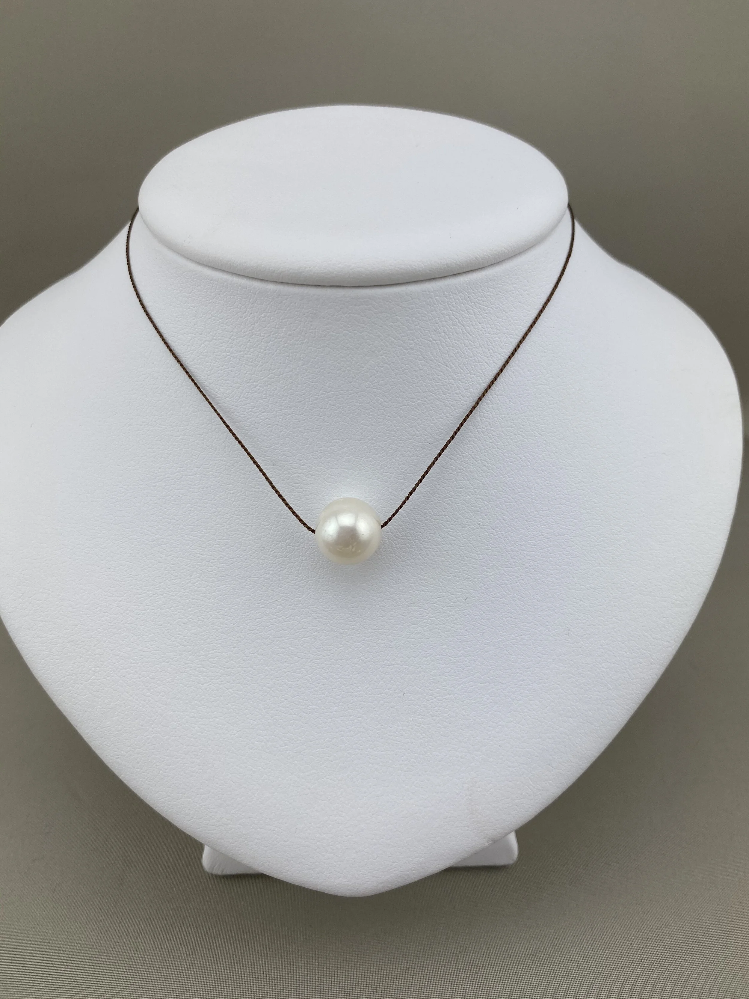 76D932E2-51BE-4A46-8203-DBA8B8AFE95D