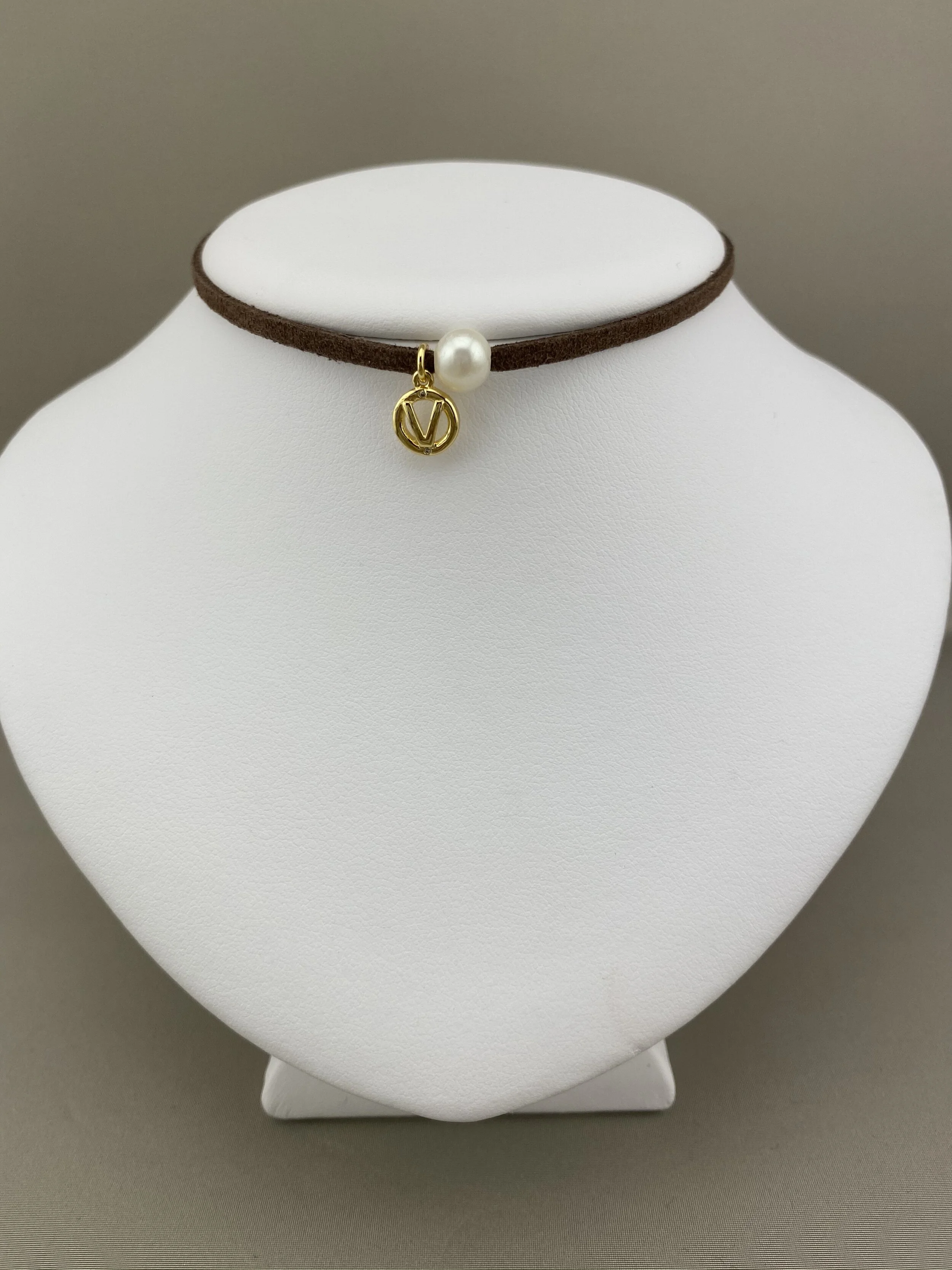 3C92AC2C-2400-48A1-AF37-B76E1476A0DE