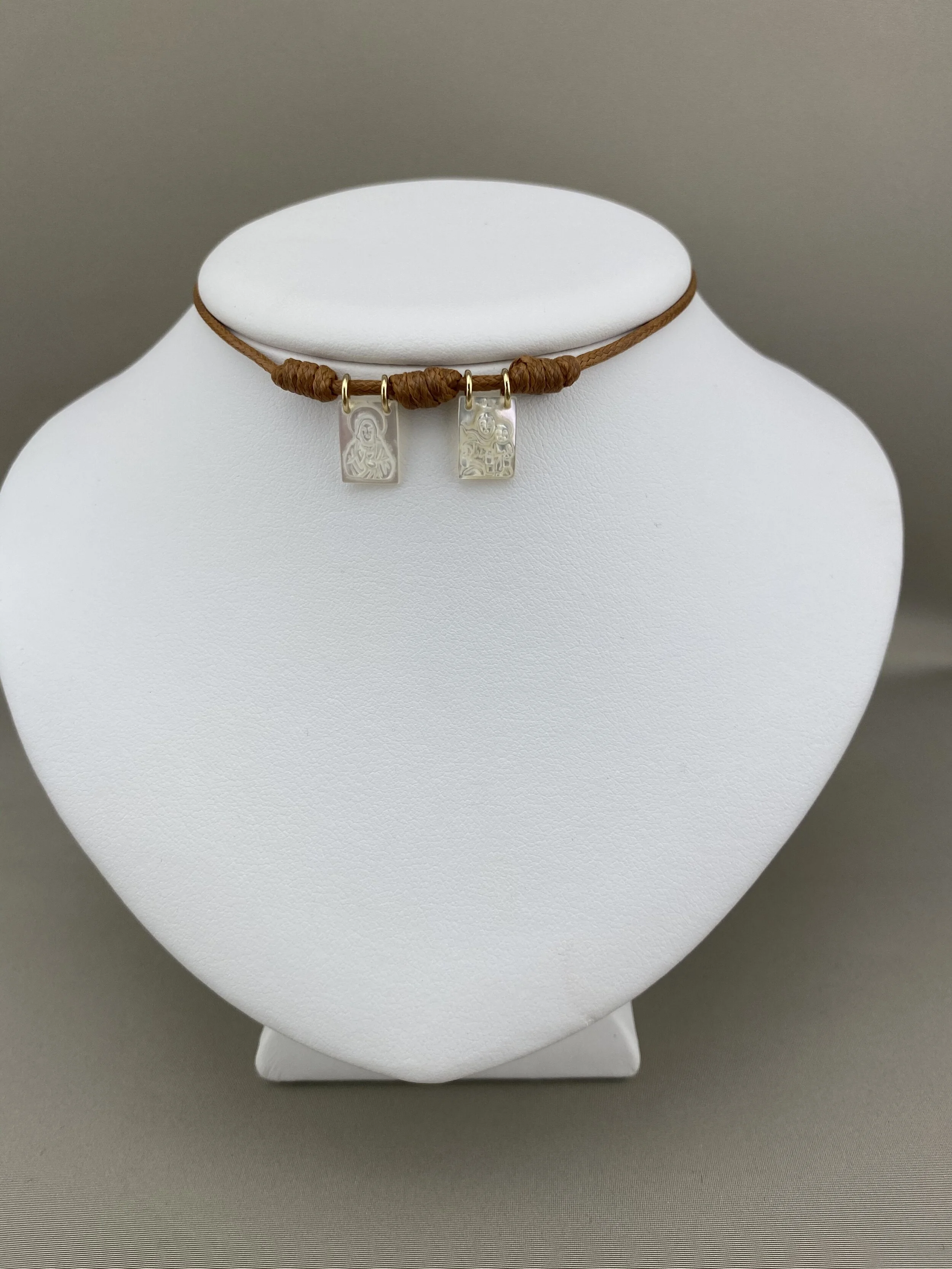 D6033E02-9A05-4595-A613-788FF70798A0