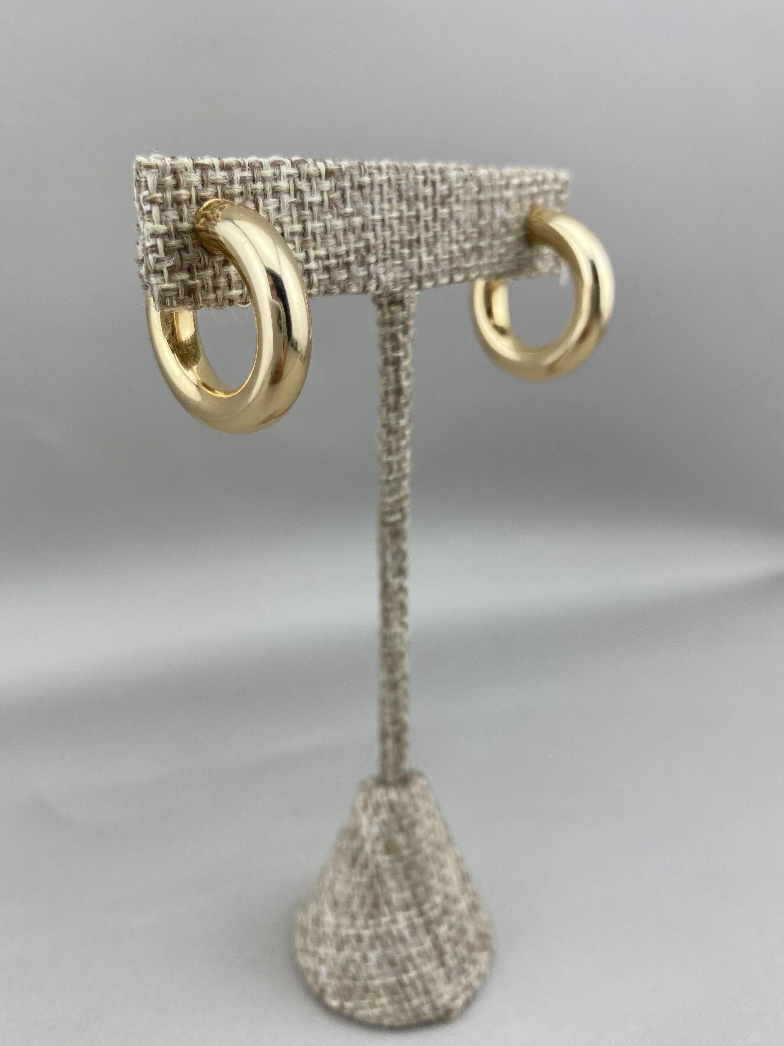 1FDC27EC-977C-48F1-8FBD-905F6B858DE5