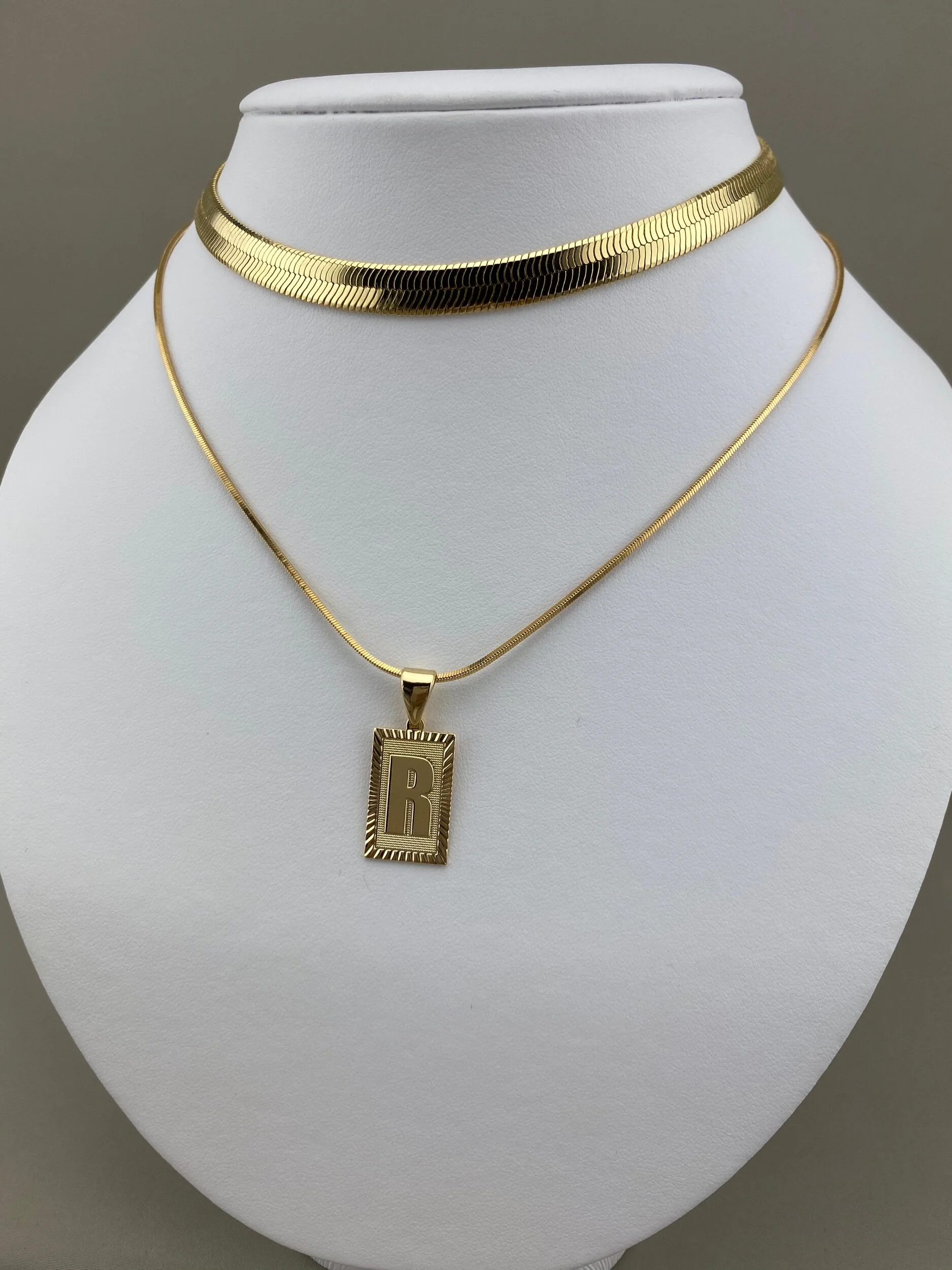 F1D3CAE7-55B6-4CBF-9F5C-8D1C902D5CD5