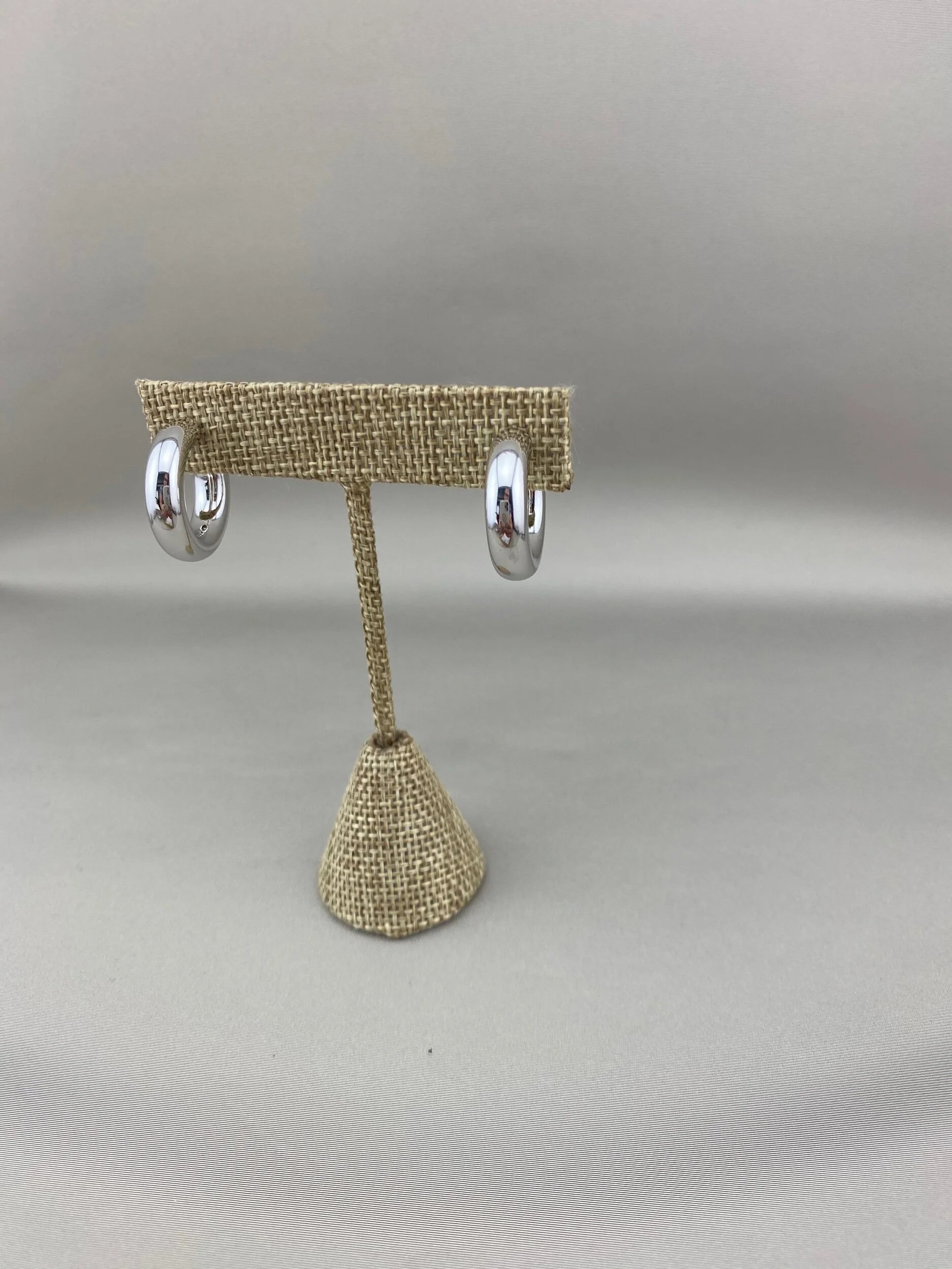 38FB5AE3-7848-4BF8-8E1B-ADAA69C22EC0