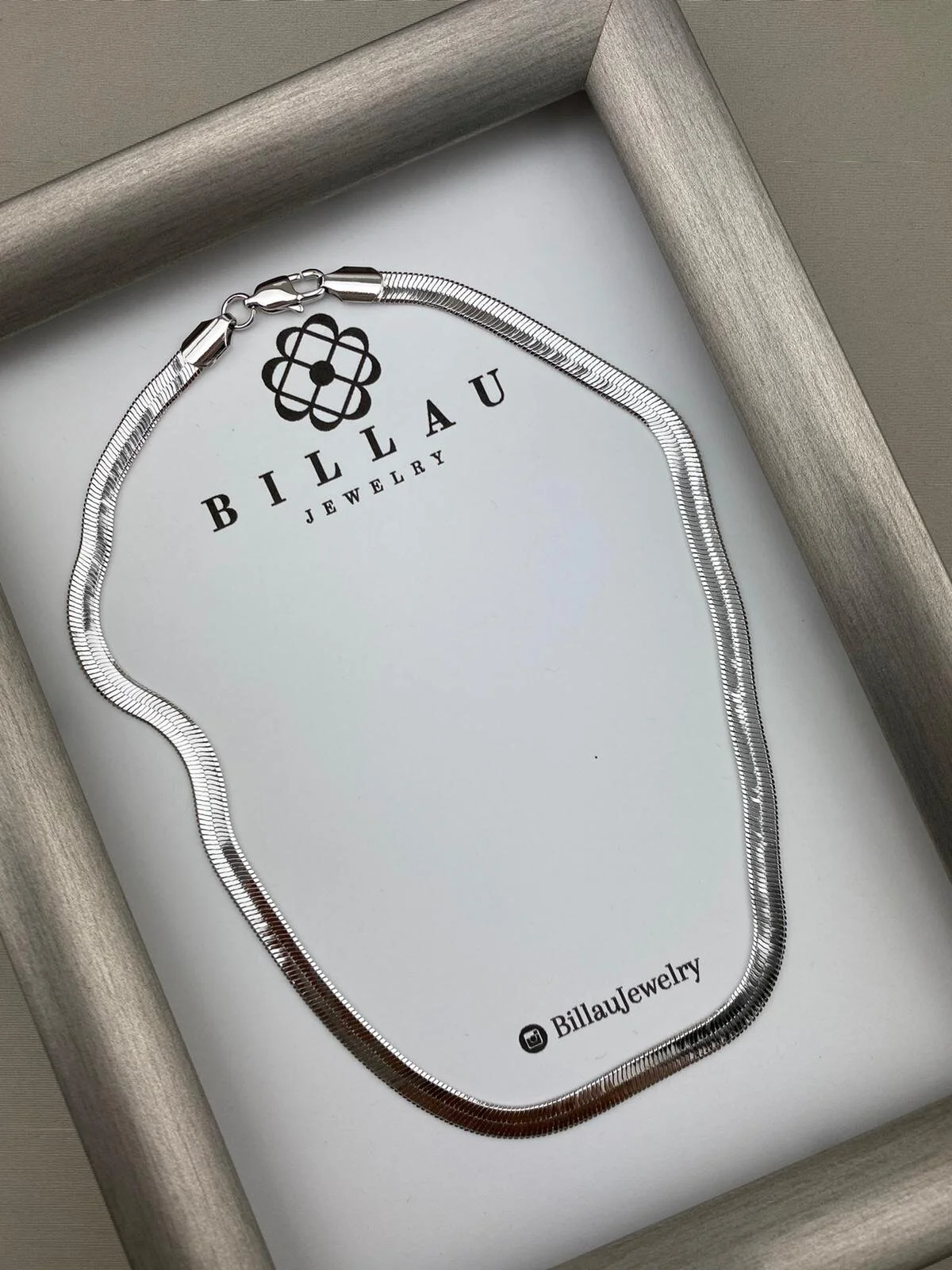 169D7913-A8EA-4F00-8FD6-93B2C49E8842