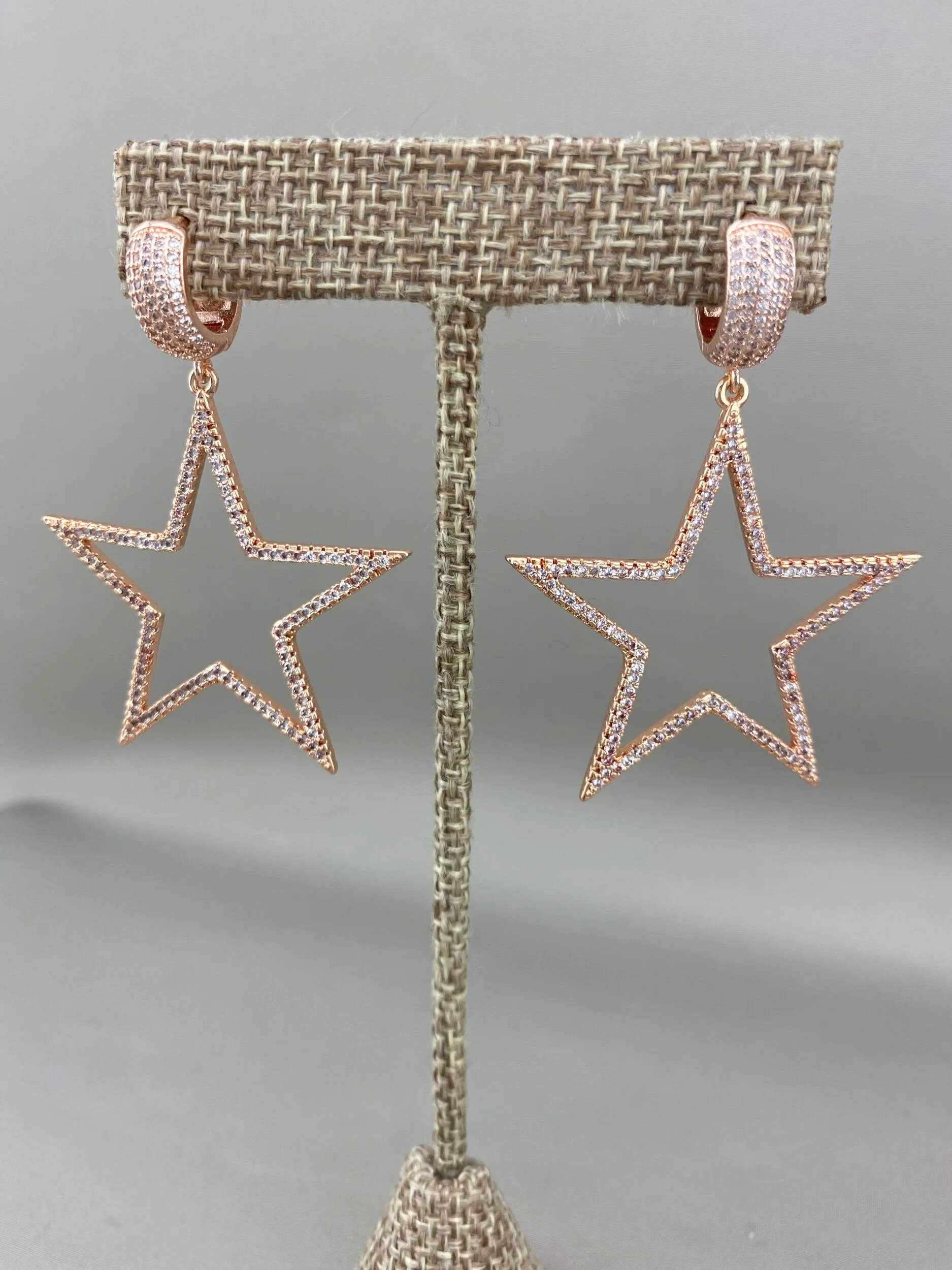 C79C679D-80EB-4301-85DD-18BE713F1B63