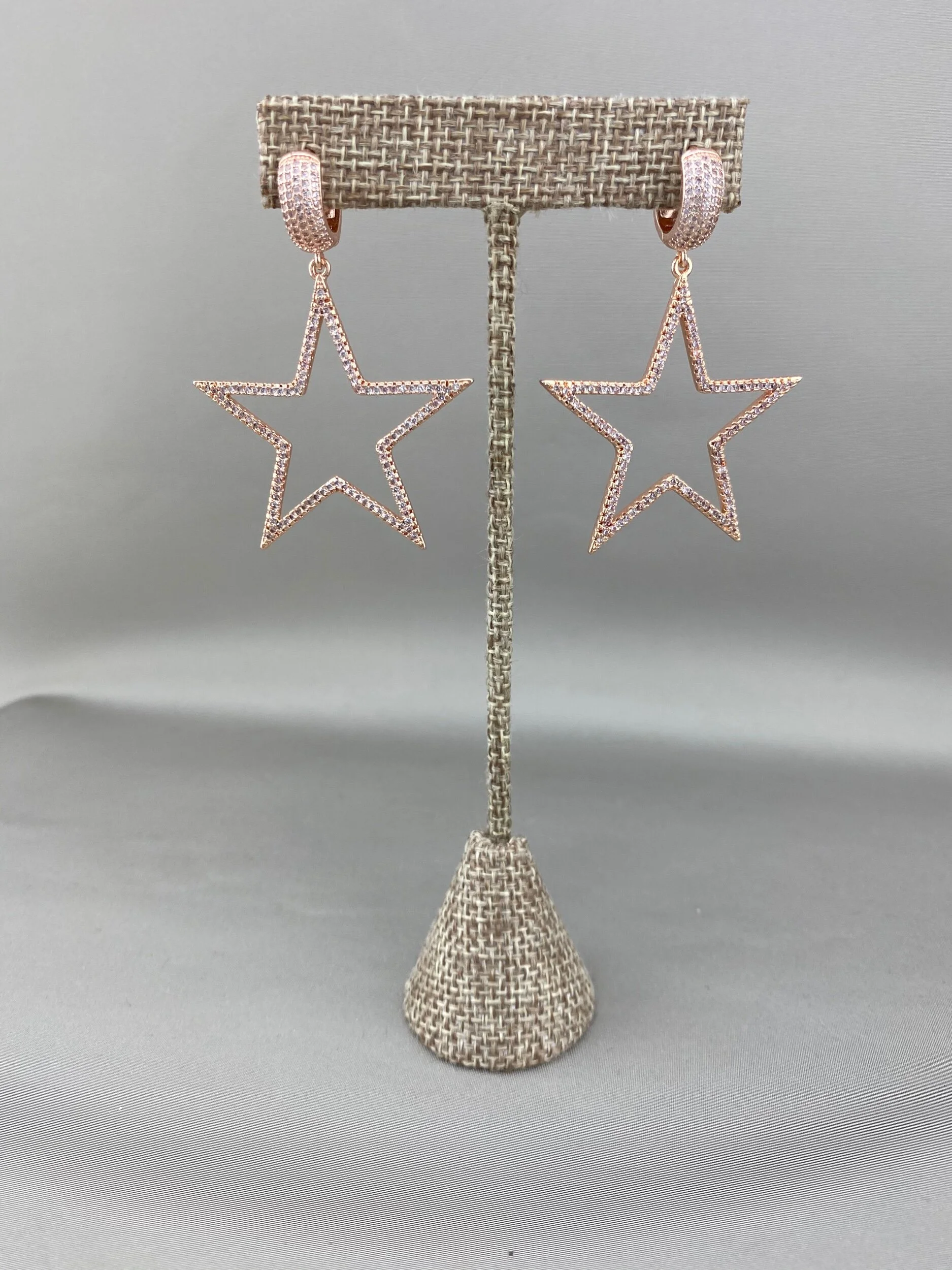 FC4F2F6A-EFD3-410E-8DD0-2A2F830D716A