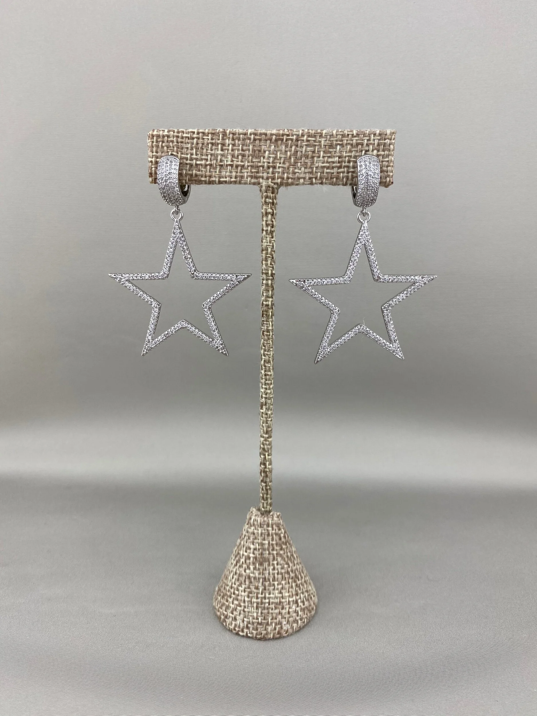 66FE13B9-2E01-45F1-9FEC-BC331627F834