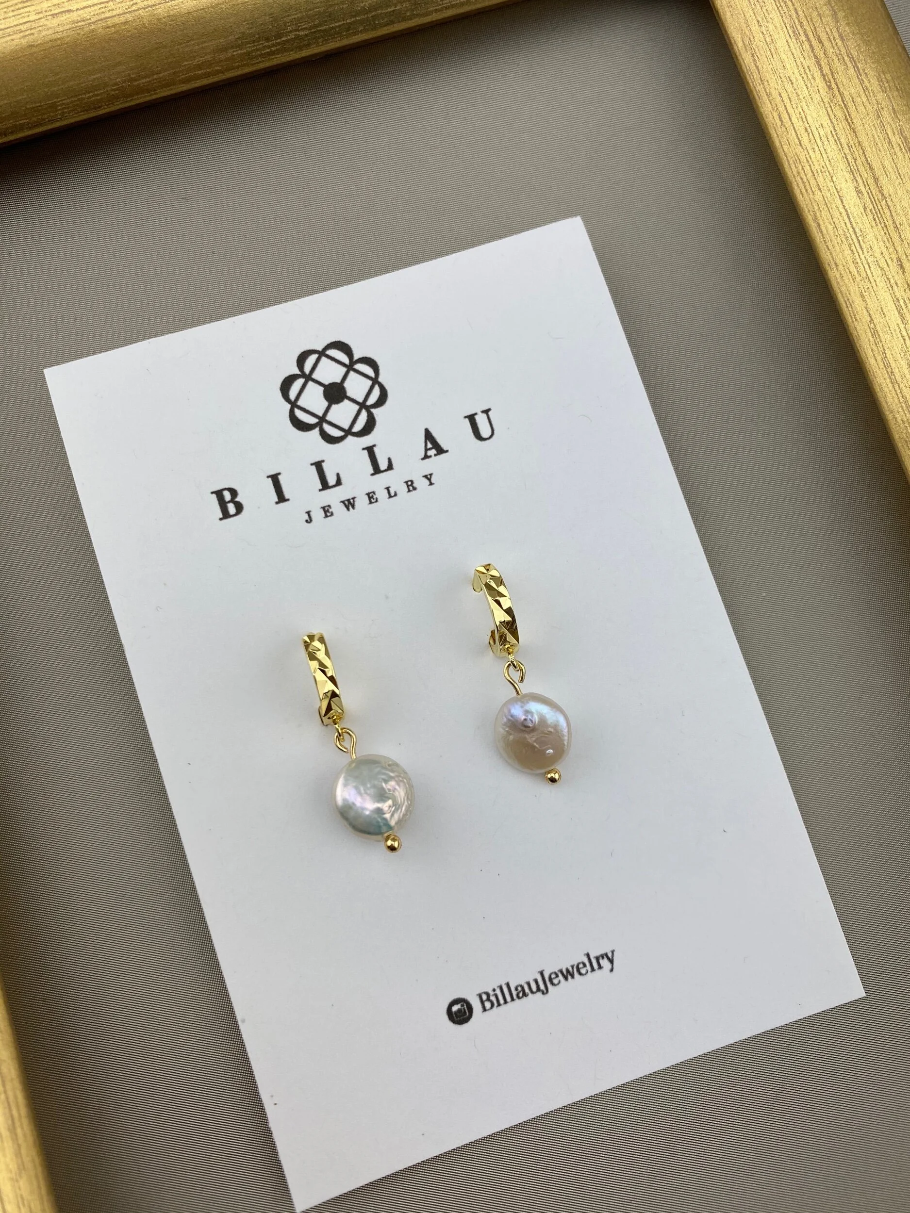 4BDB07D1-AB99-4173-B1EC-D43A3CA1F920