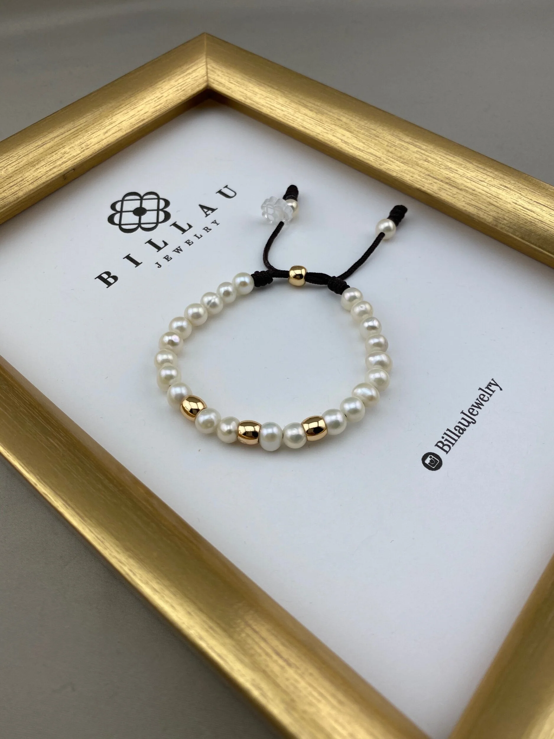 10BD31E3-C9CE-48A8-B0CE-15BFF1E18F1E