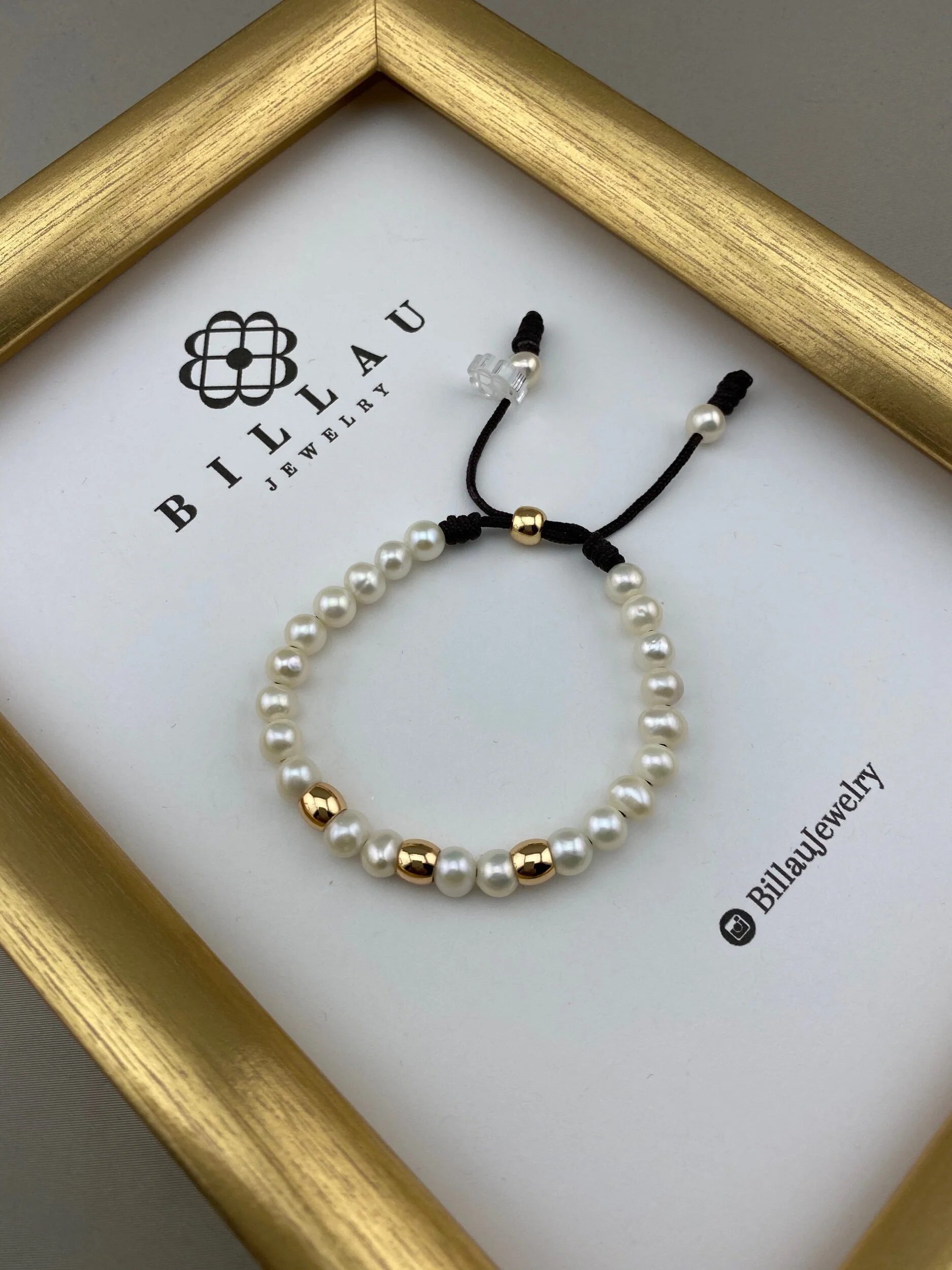 F555671B-253E-44FC-89DB-F6915F761845