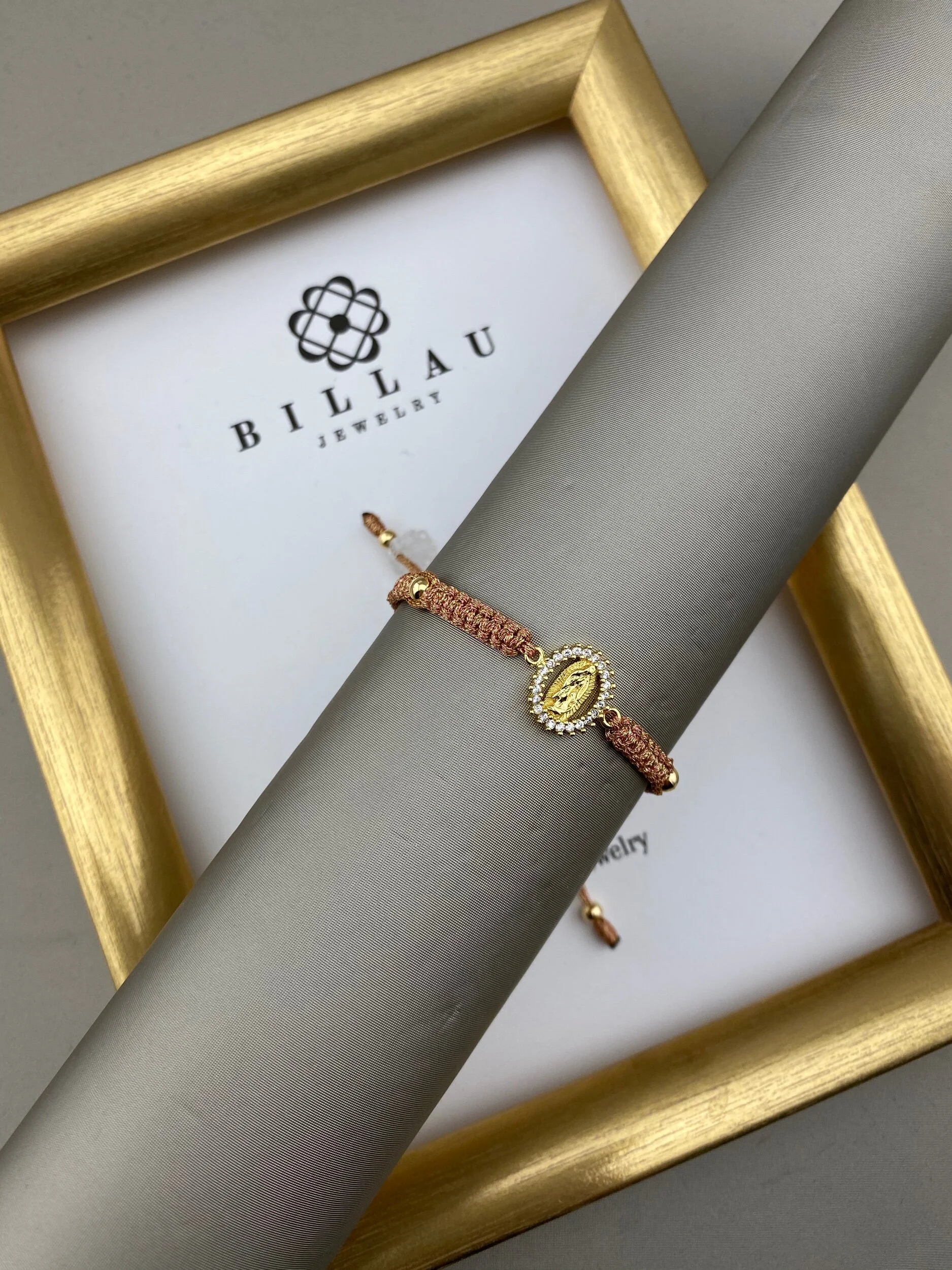 2B68F8F4-815D-48FE-B204-7422856B3784