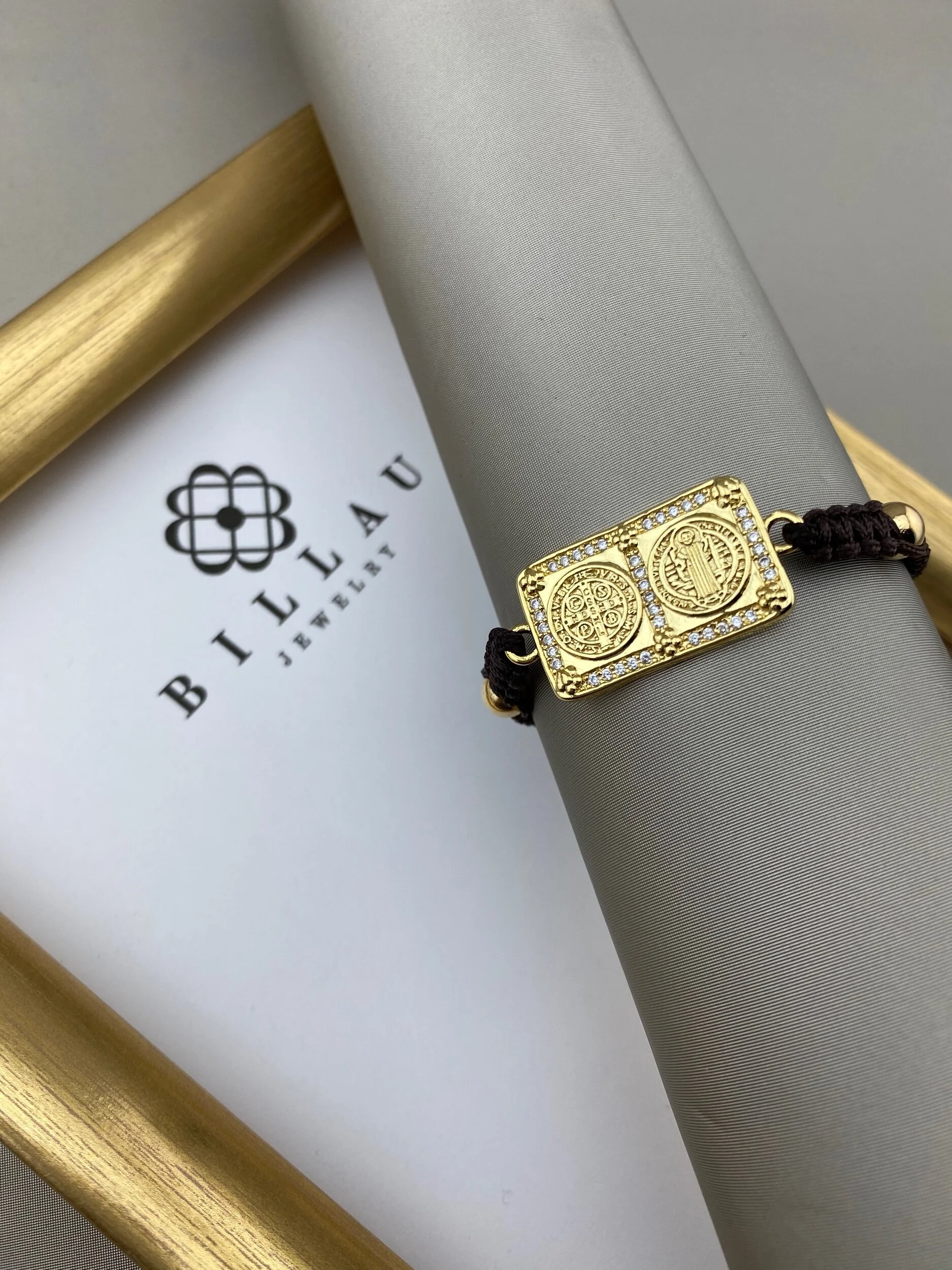 2E067ACF-F698-4A6E-AFFB-4A6A09257315