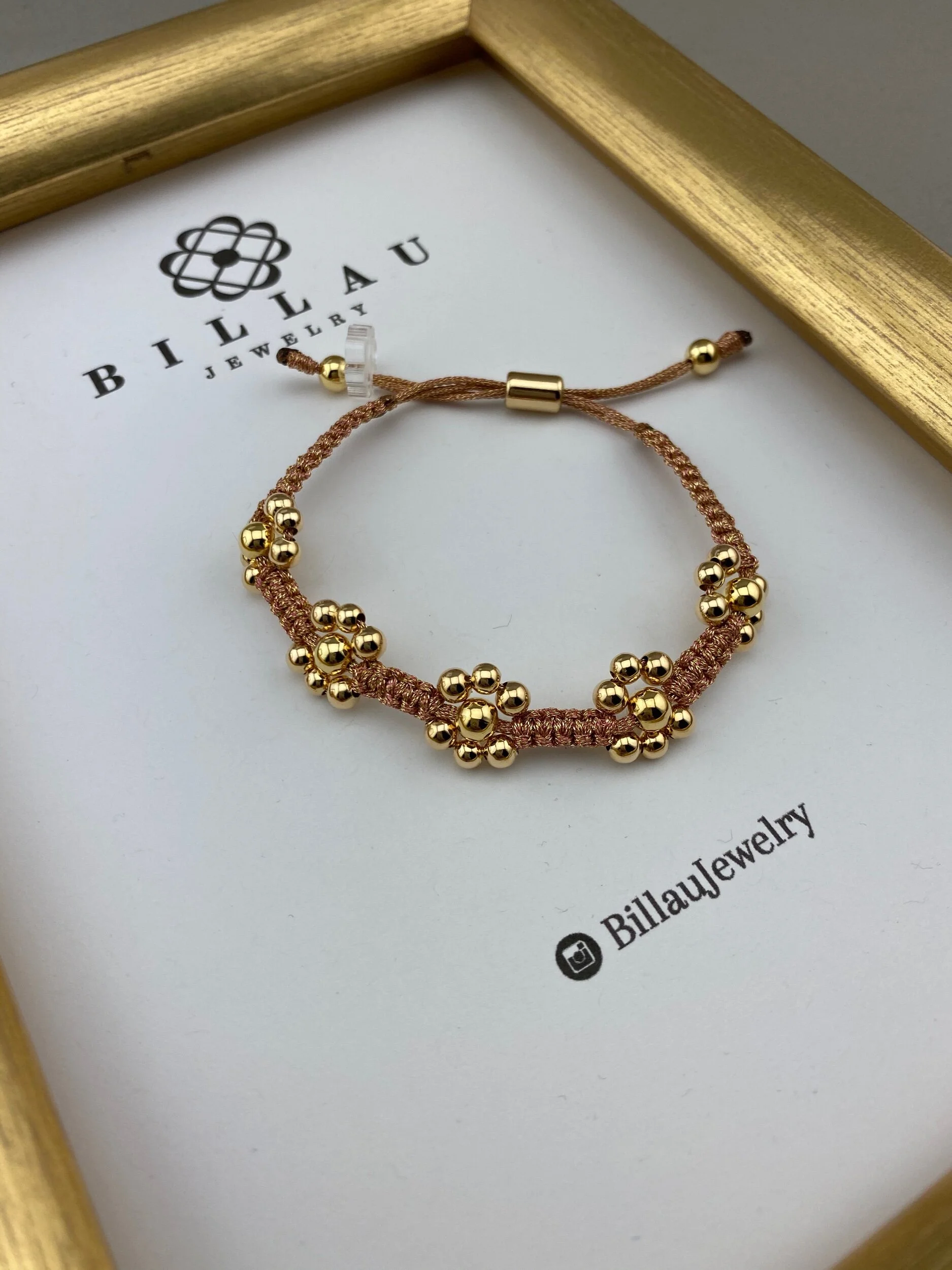 F7B2FE43-0CEE-4D32-9720-2F824F1CBA4B