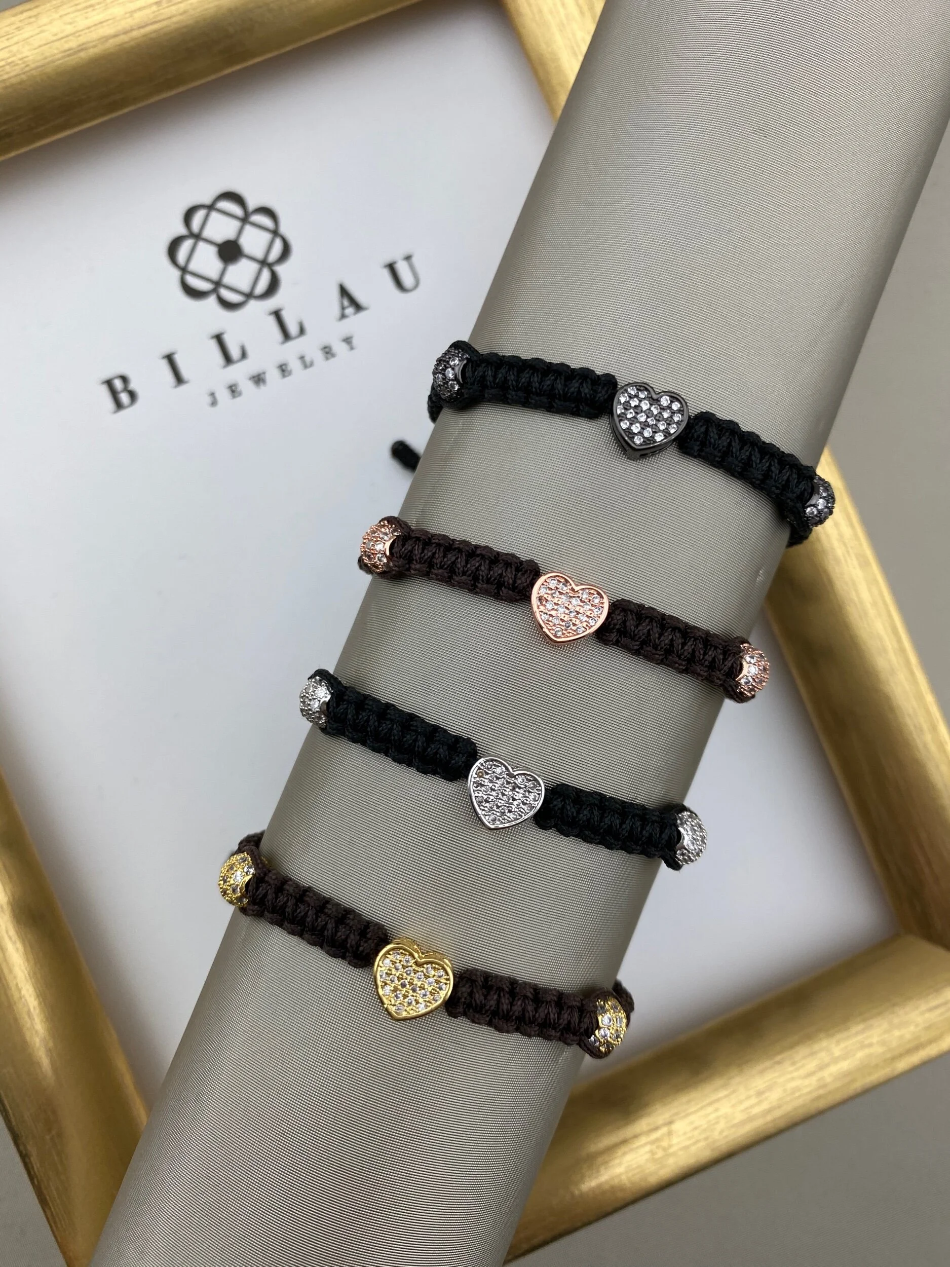 CF1F0E1B-8115-4DE1-A0DF-F5AF456ECA1E