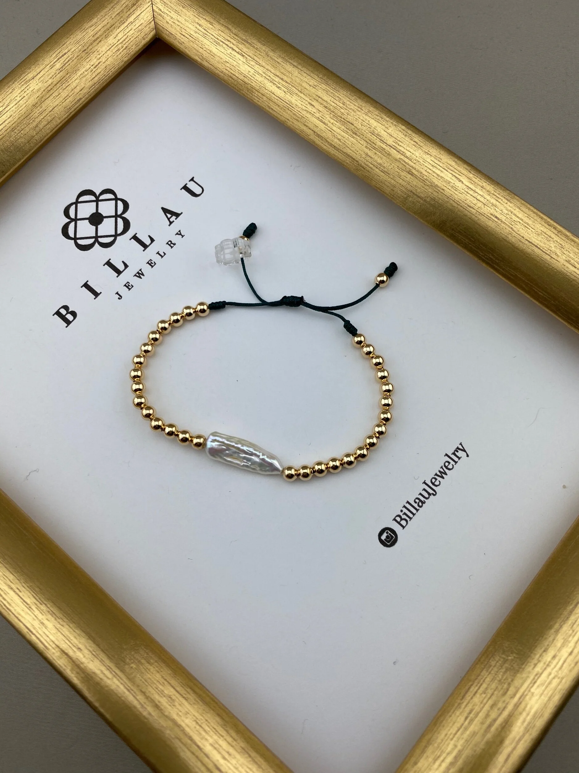 F27AF31B-E8D0-460A-B169-6392F9D223FA