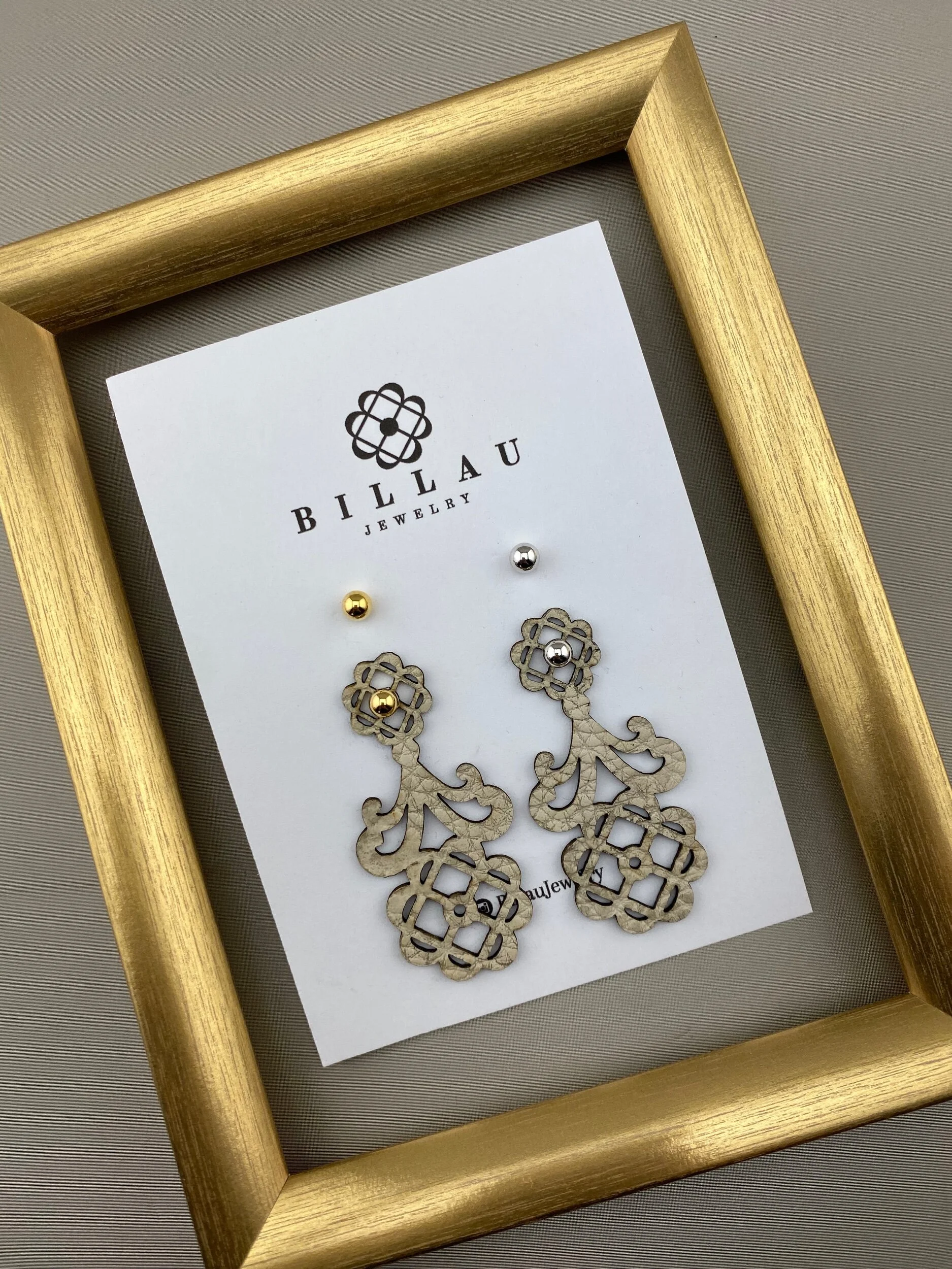 F246A7E8-CD08-46FF-92C9-57ABD5997DA7