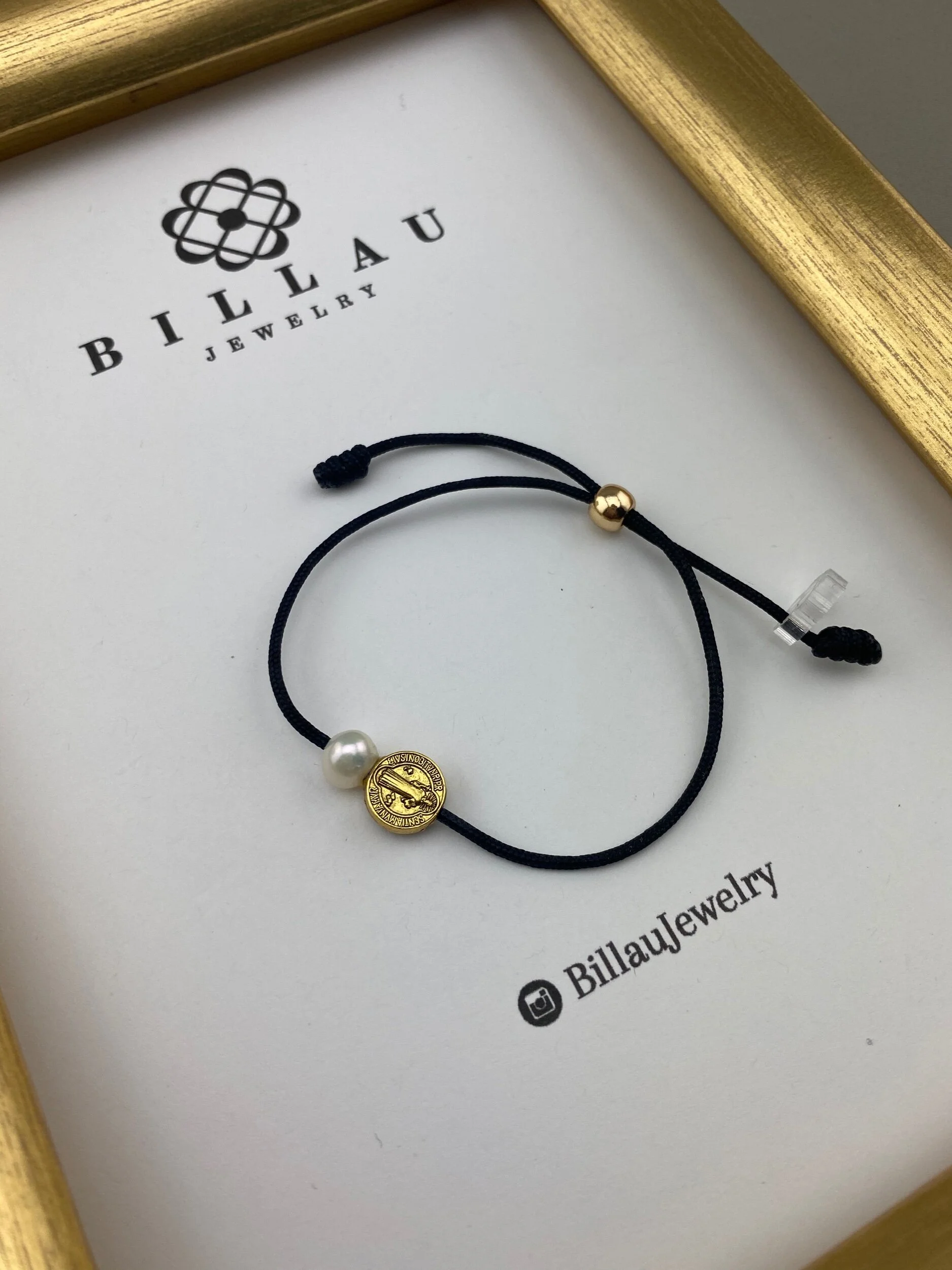 5D4A22AF-7DA3-4E54-9D1B-655085025BF6