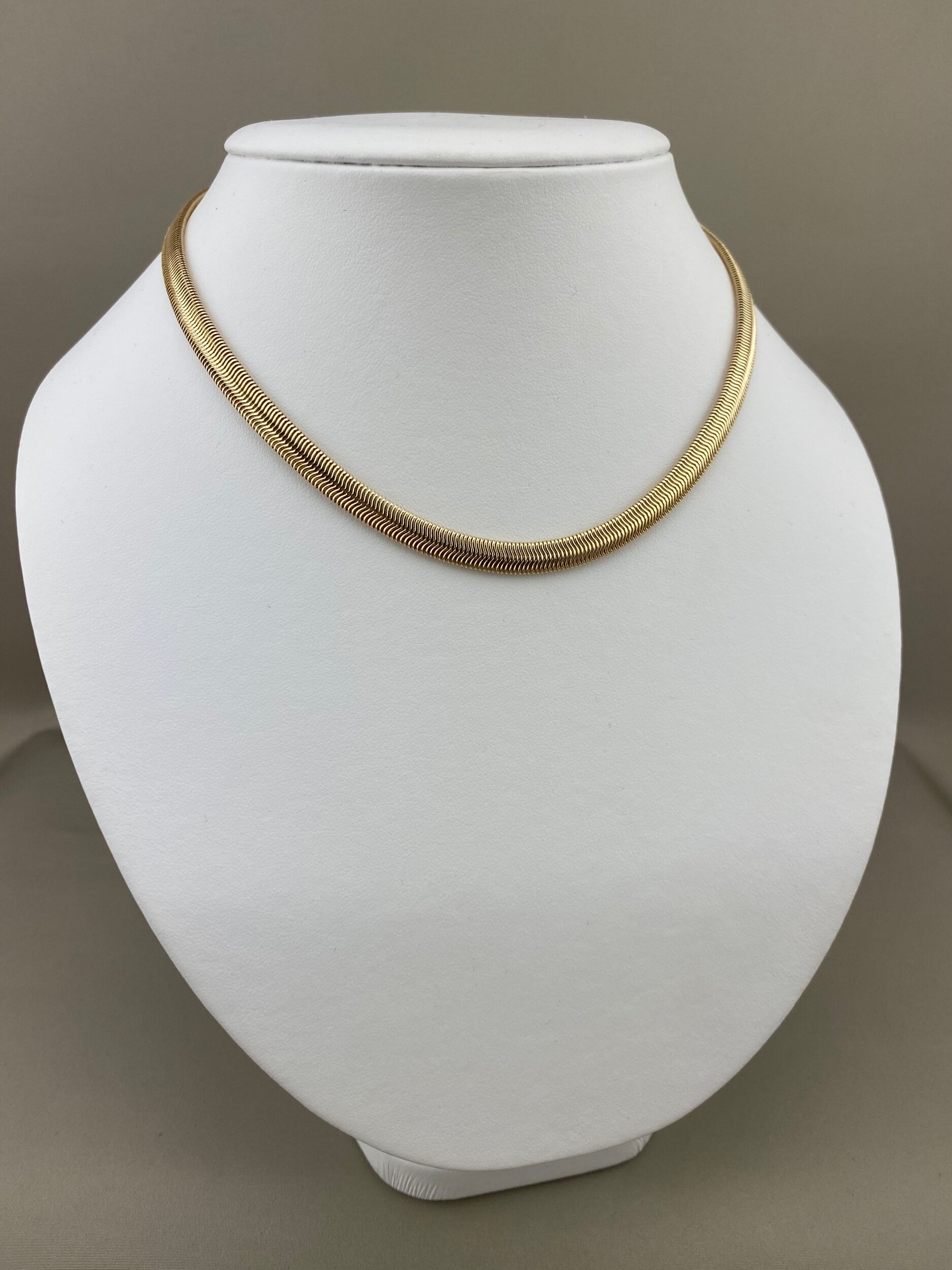 0EA93D67-7C2B-4F97-9D3F-28B30759B161