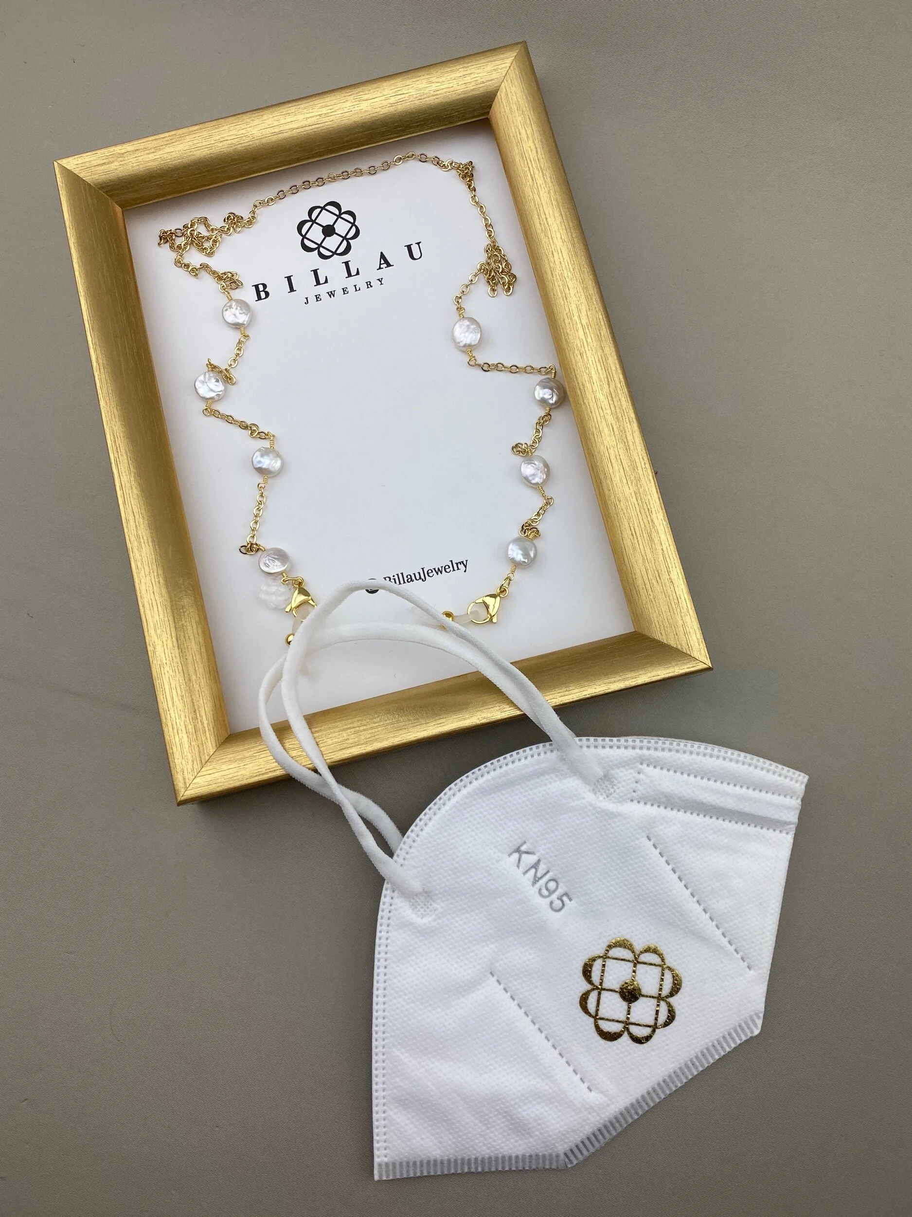 F9C55D73-243B-4172-B279-EEBD4BF0E6D3