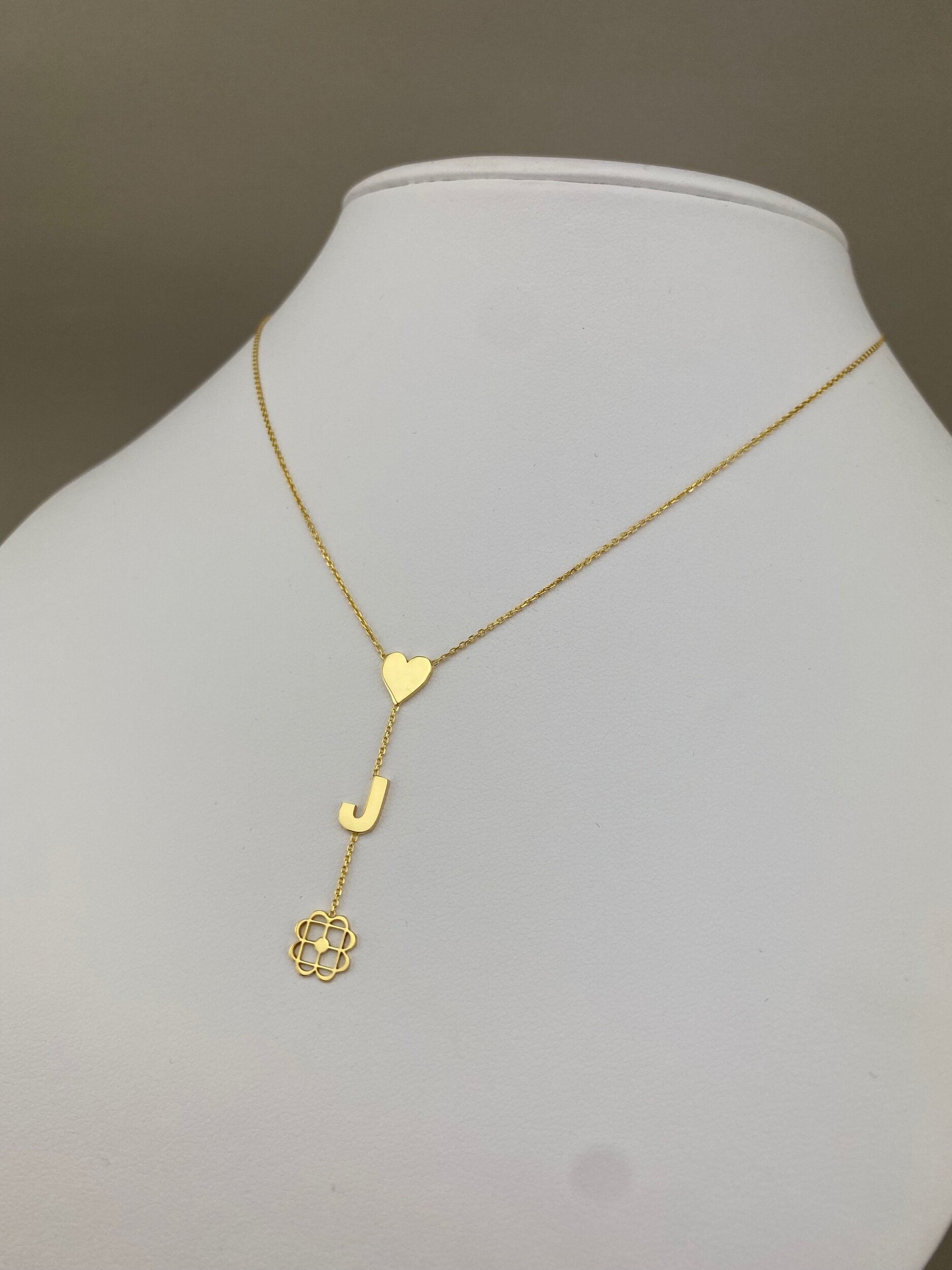 22F6C3C1-D3BA-470D-BC0E-338A507AB10E