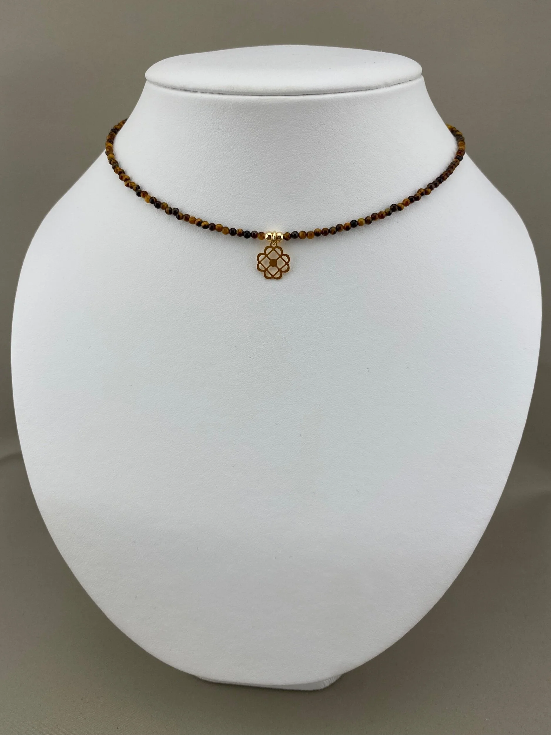 DEB61ACF-1E95-47DB-B1C3-01E36B3A2000