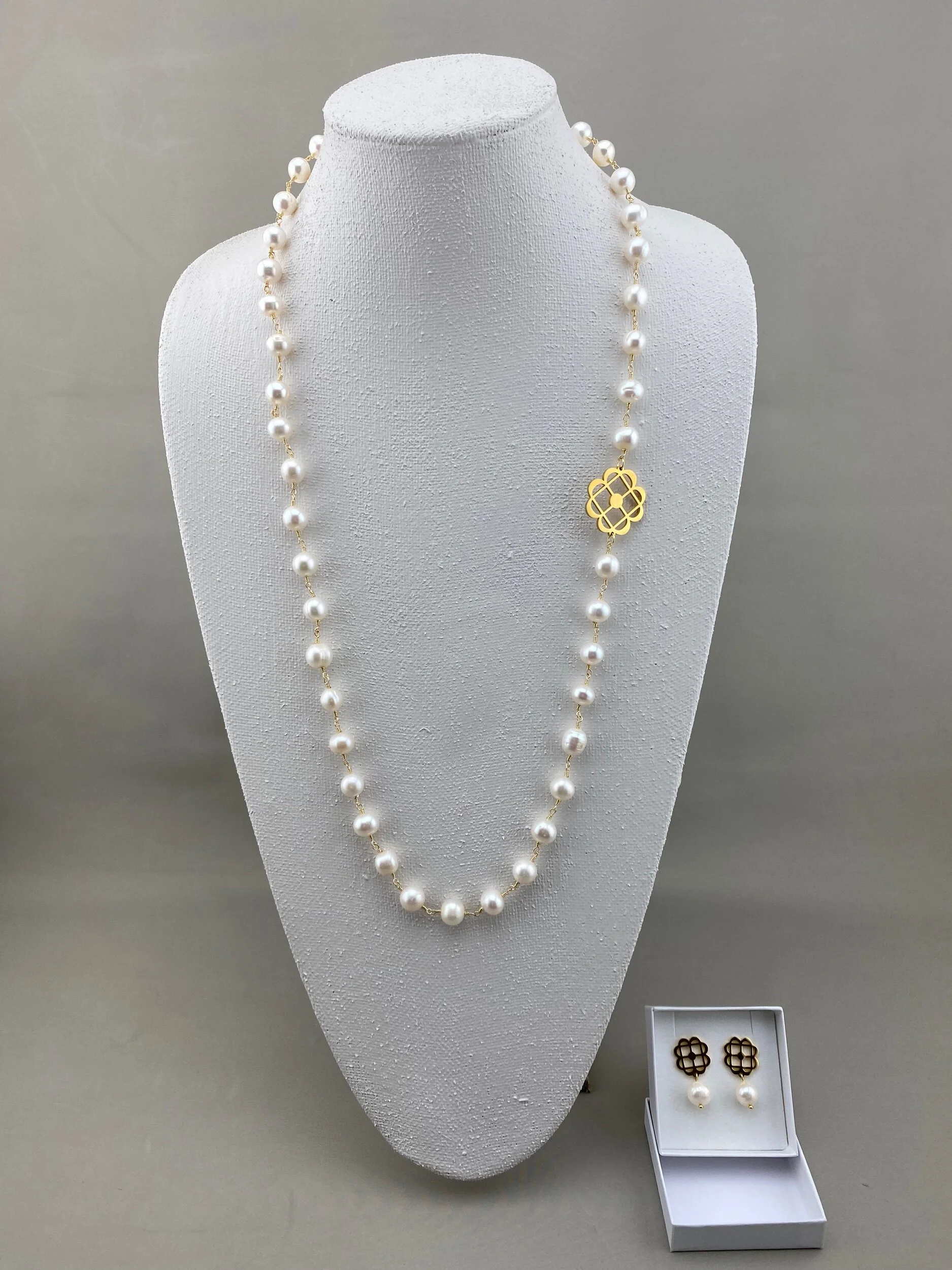 0C5EEC28-EEA8-4BCD-8515-CDD0FC63C155