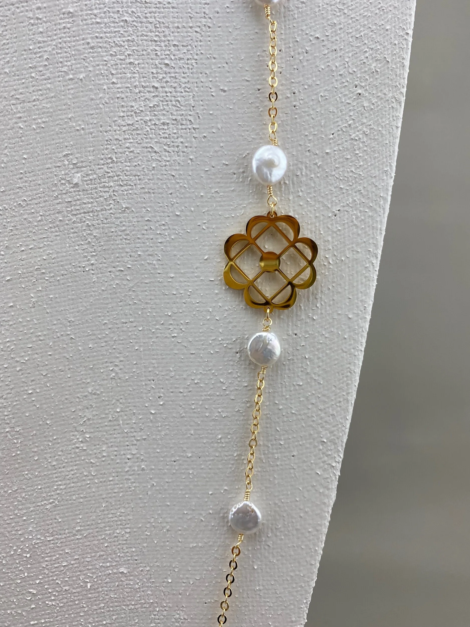 3CA604D7-30A5-4C4A-AC34-7DF901BE5BA3