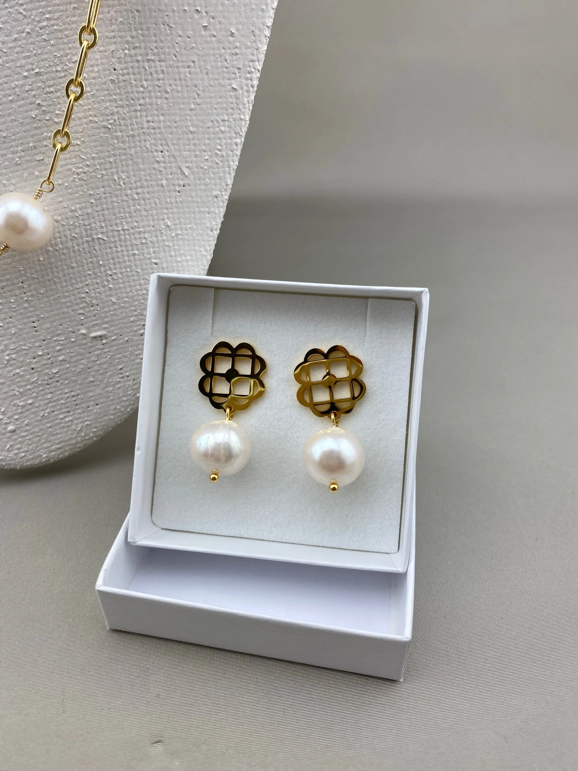 A5E121A2-175A-4E2B-A45A-06AB9B576E05