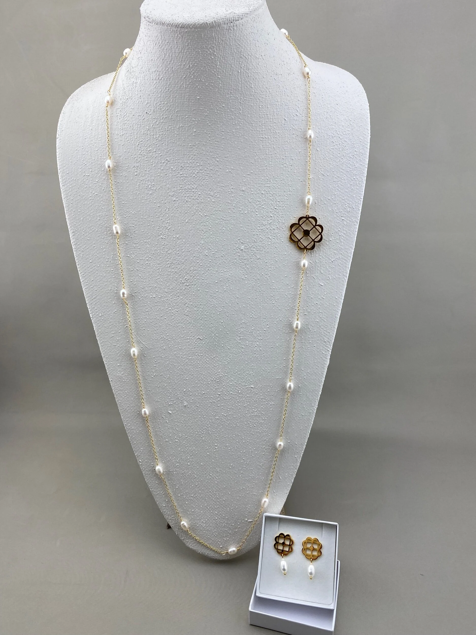 1119EDCB-105F-46D1-B3CB-01B6E7001653