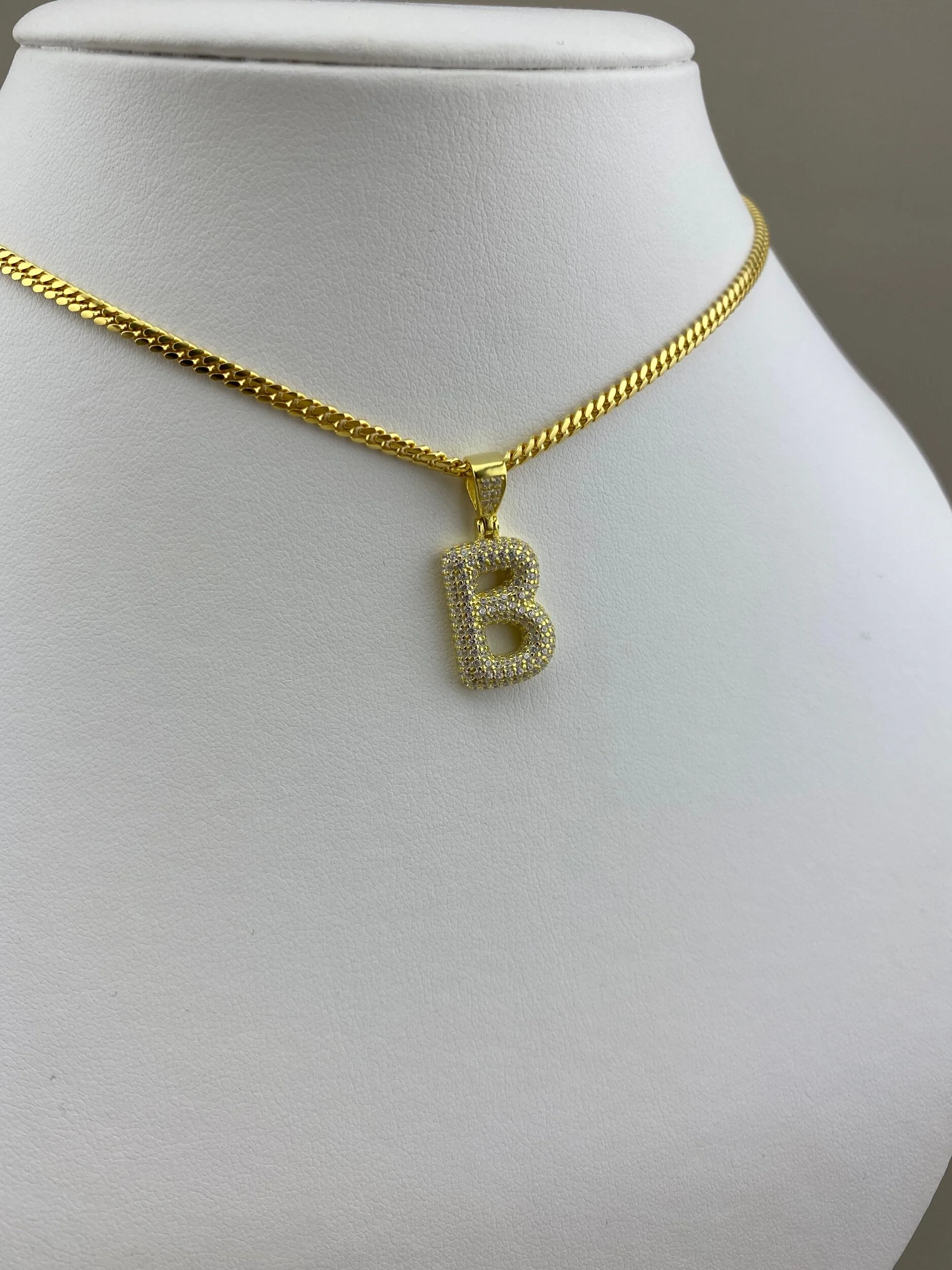 9F7384D3-FE26-46E5-AA0B-681A6AA57C31