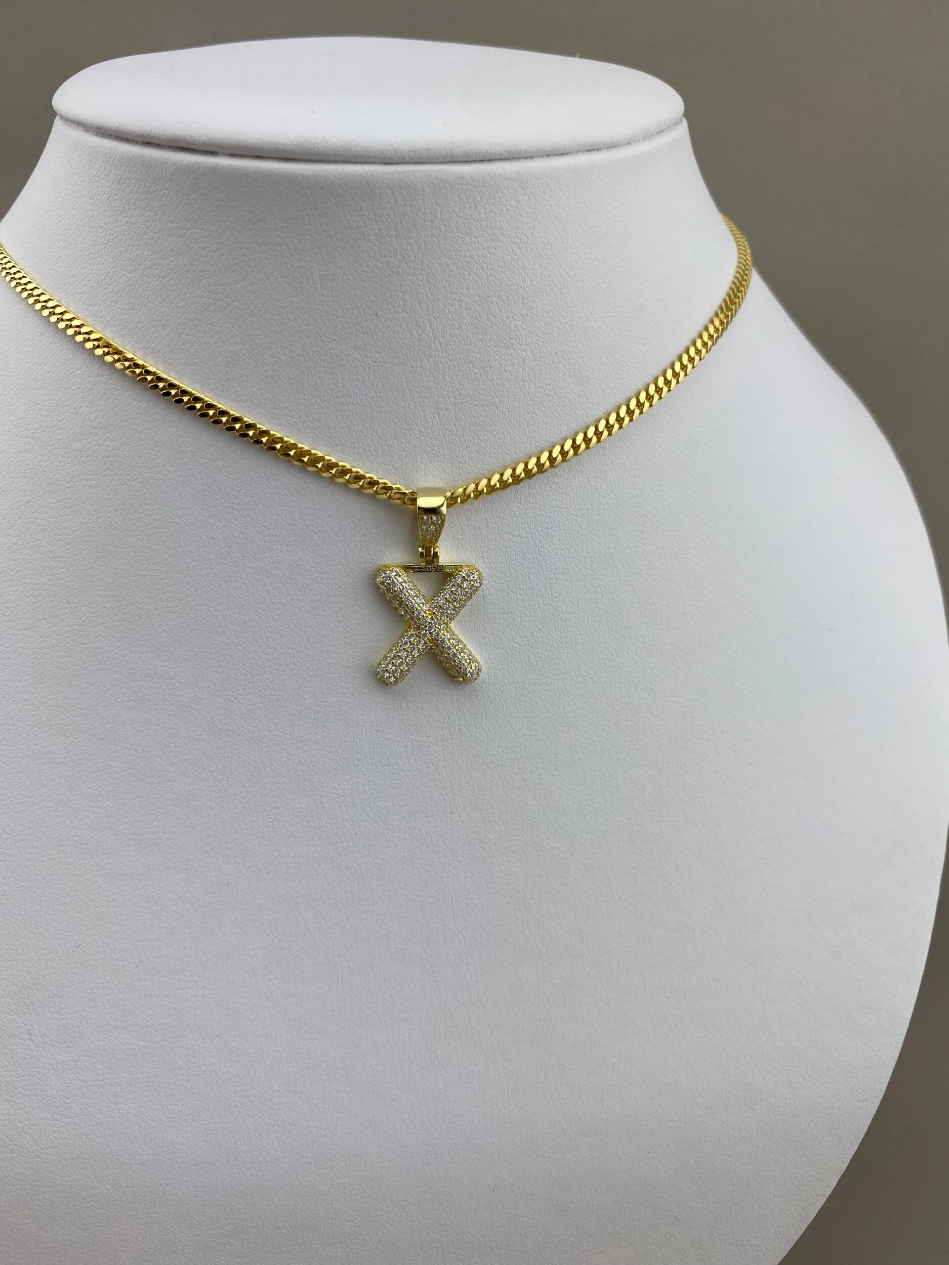 12C07920-D8F5-4C6D-9C99-E6B890FB45FA