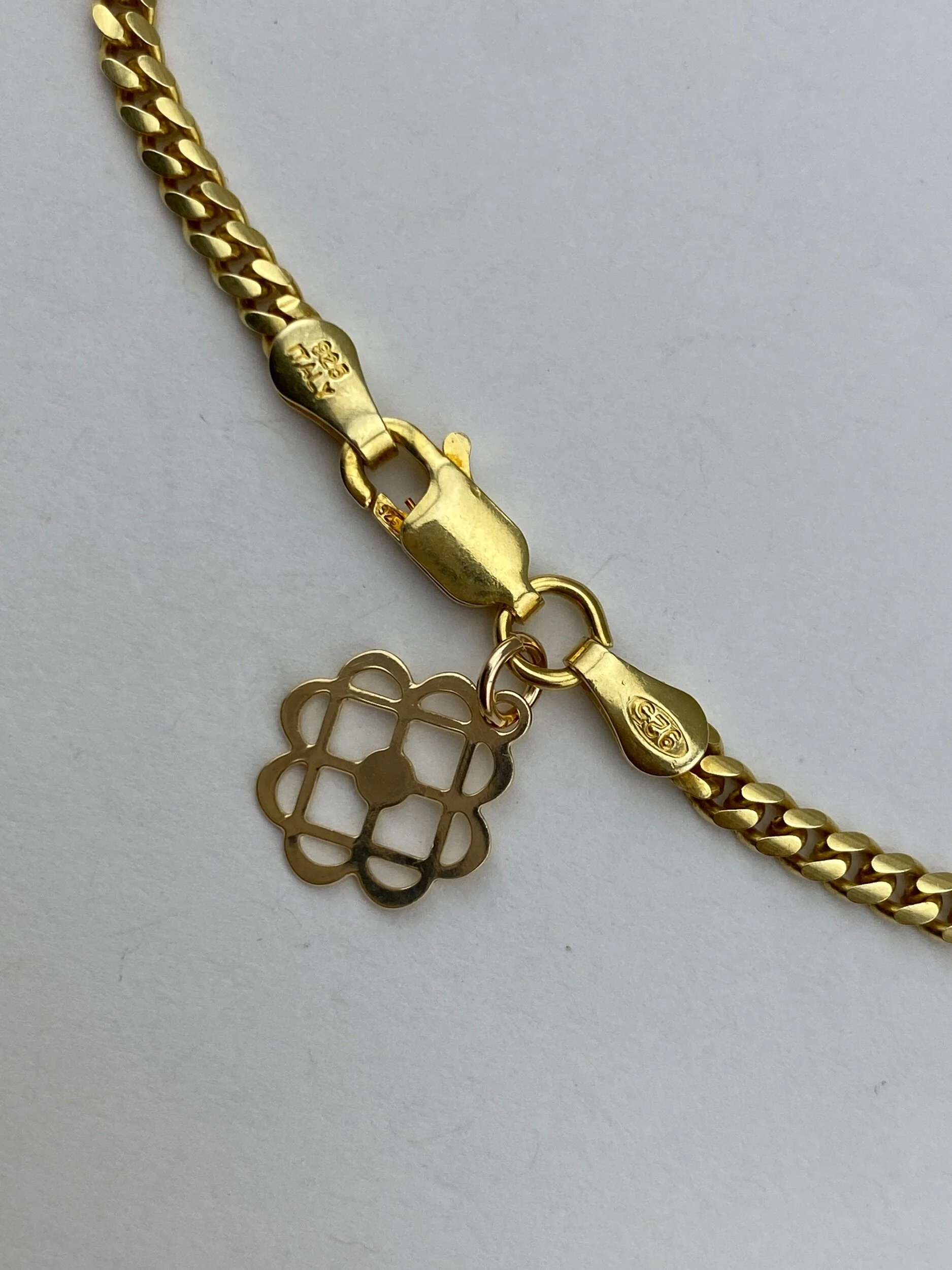 E2E5A19F-2FD1-4AE0-B5FF-712E936AD017